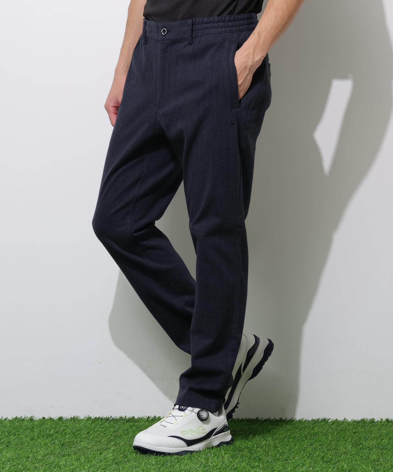 PING APPAREL】全方向ストレッチ ピンストライプテーパードパンツ