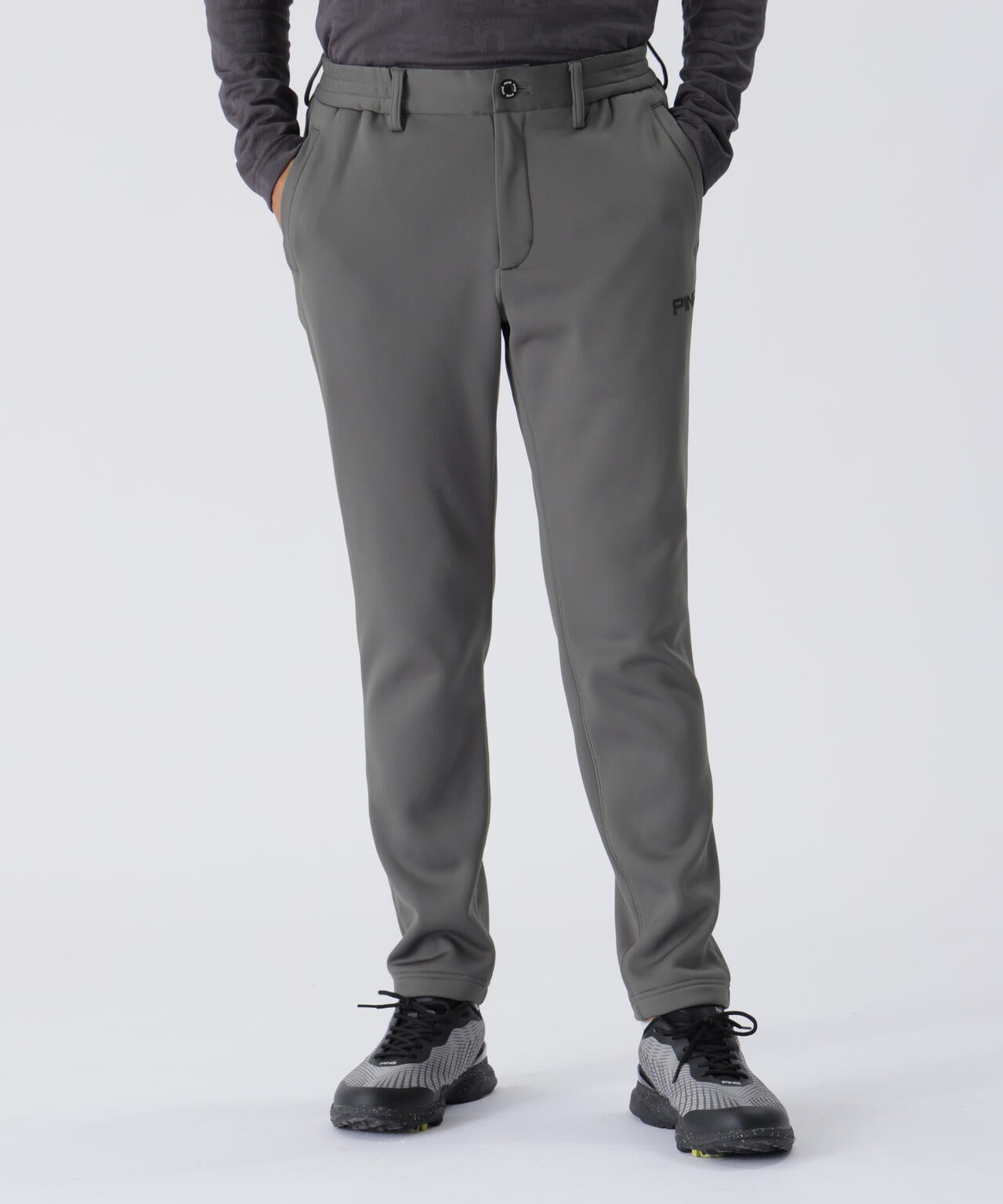 PING APPAREL】全方向ストレッチ カルイシテーパードパンツ