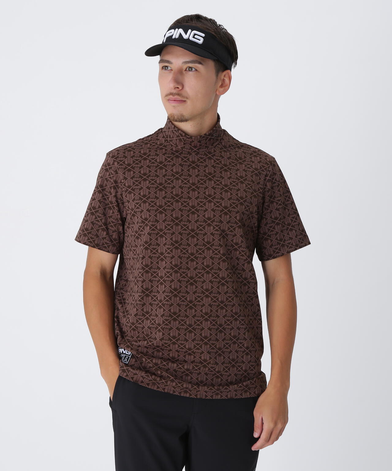 【PING APPAREL】全方向ストレッチフェニックスシティ柄ジャガード半袖ハイネックシャツ ＜GOLD＞ (MENS)