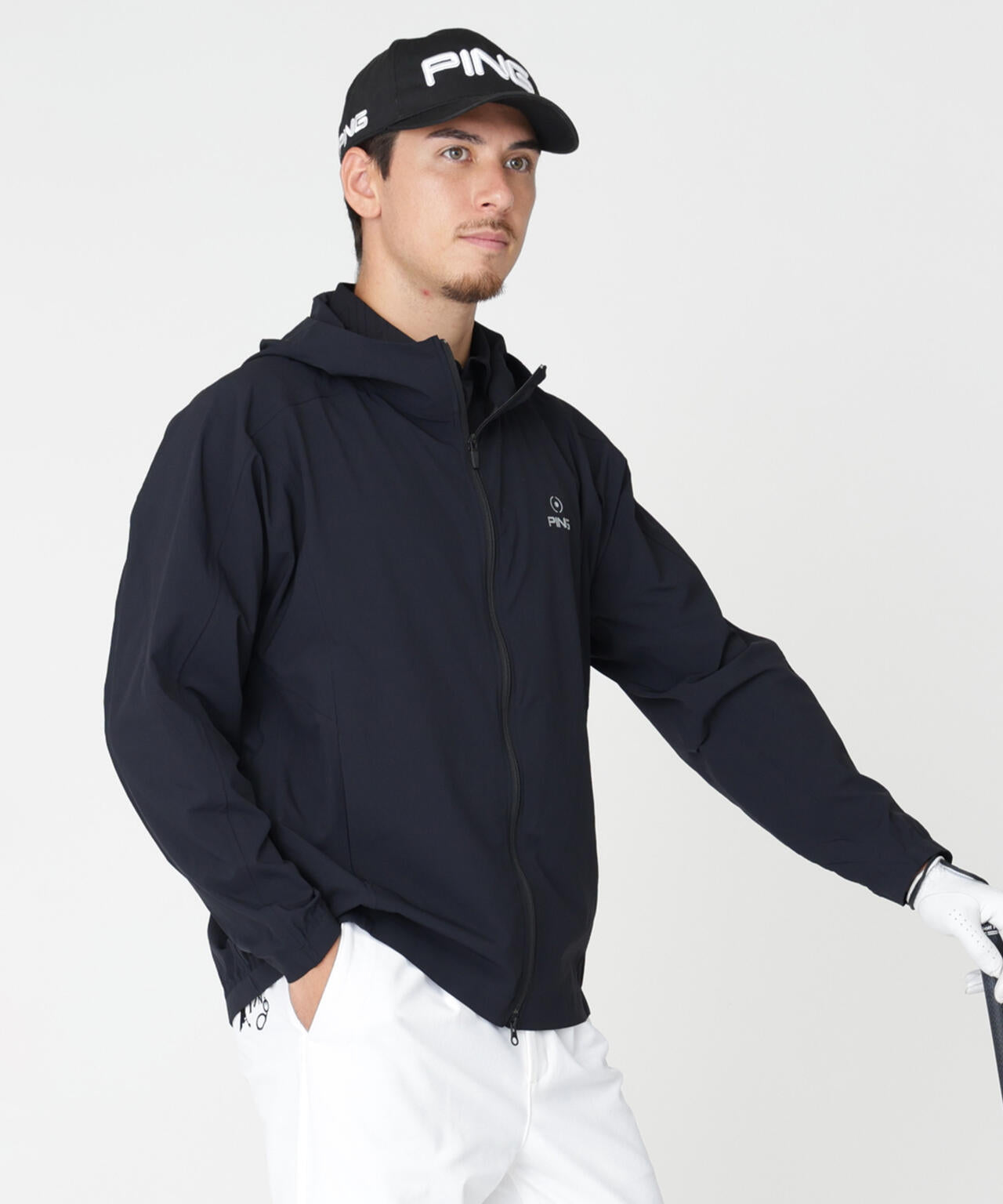 新品定価3.2万 PING APPAREL 2WAYフルジップブルゾン ブラック PING APPAREL】全方向ストレッチフルジップフーディブルゾン (MENS