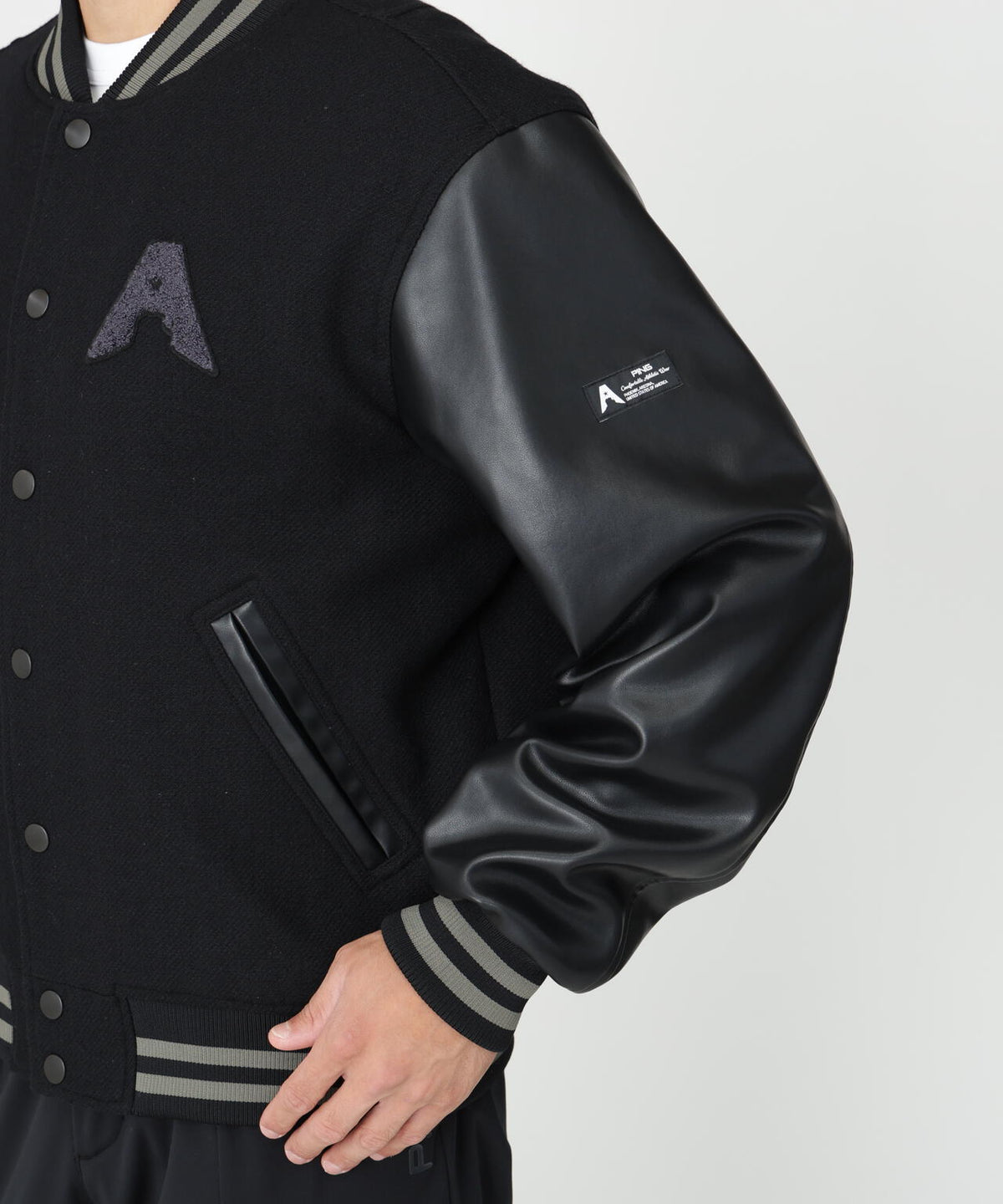 180cm　C:96　W:80　H:93 着用サイズ：L