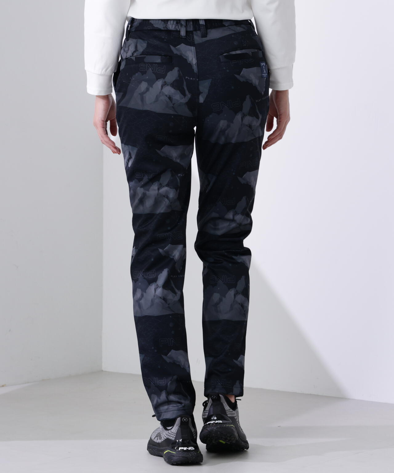 【PING APPAREL】全方向ストレッチボンディングプリントテーパードパンツ ＜LADIES LINE＞ (LADIES)