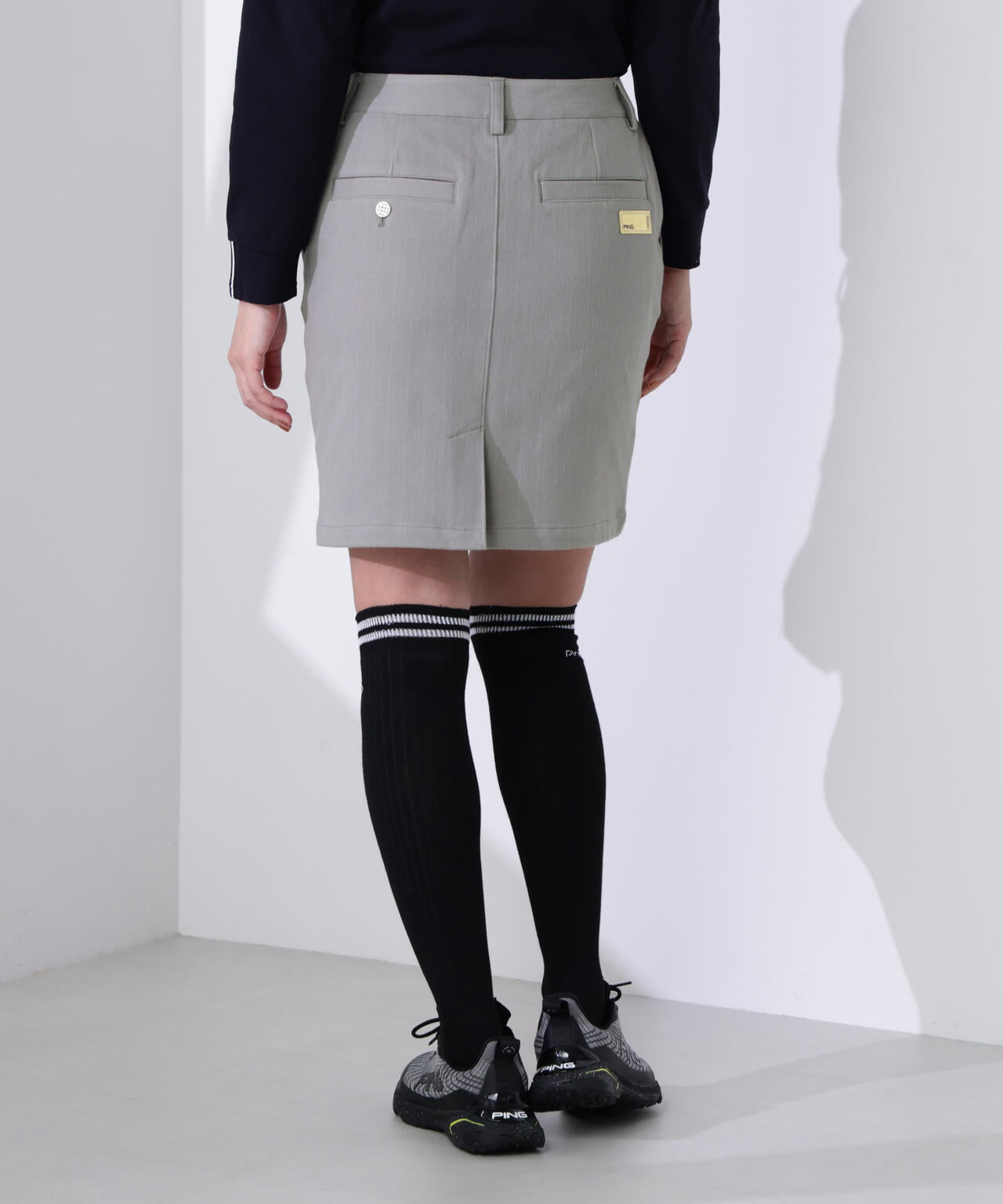 【PING APPAREL】全方向ストレッチ ピンストライプスカート ＜GOLD＞ (LADIES)