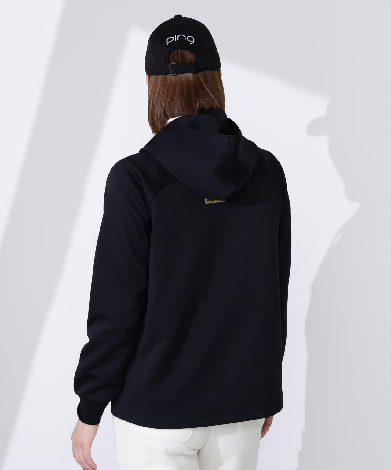 【PING APPAREL】全方向ストレッチRENUキルトダンボールジャージスウェットフーディ ＜GOLD＞ (LADIES)