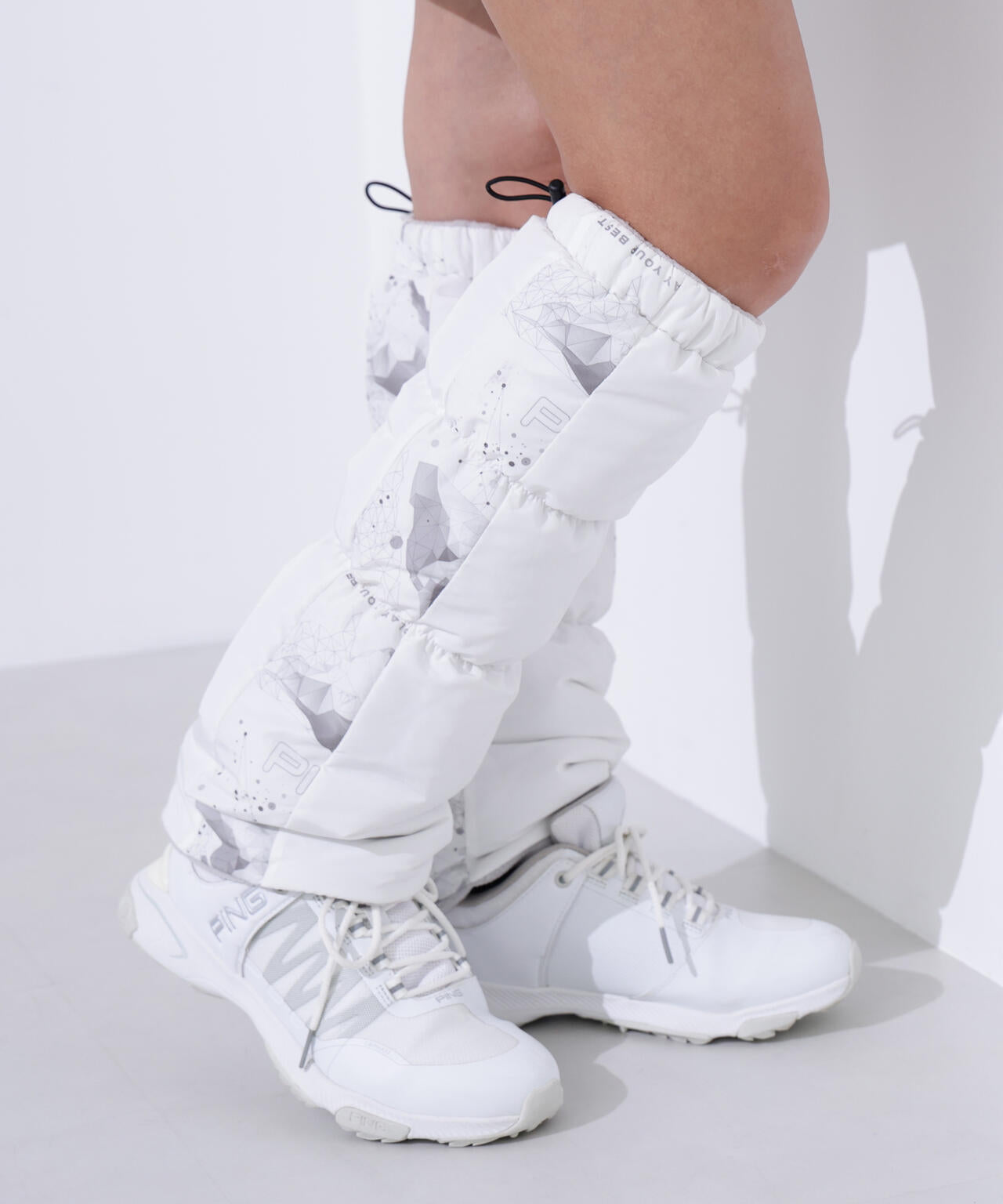 【PING】MOUNTAIN総柄プリント薄中綿レッグウォーマー ＜LADIES LINE＞ (LADIES)