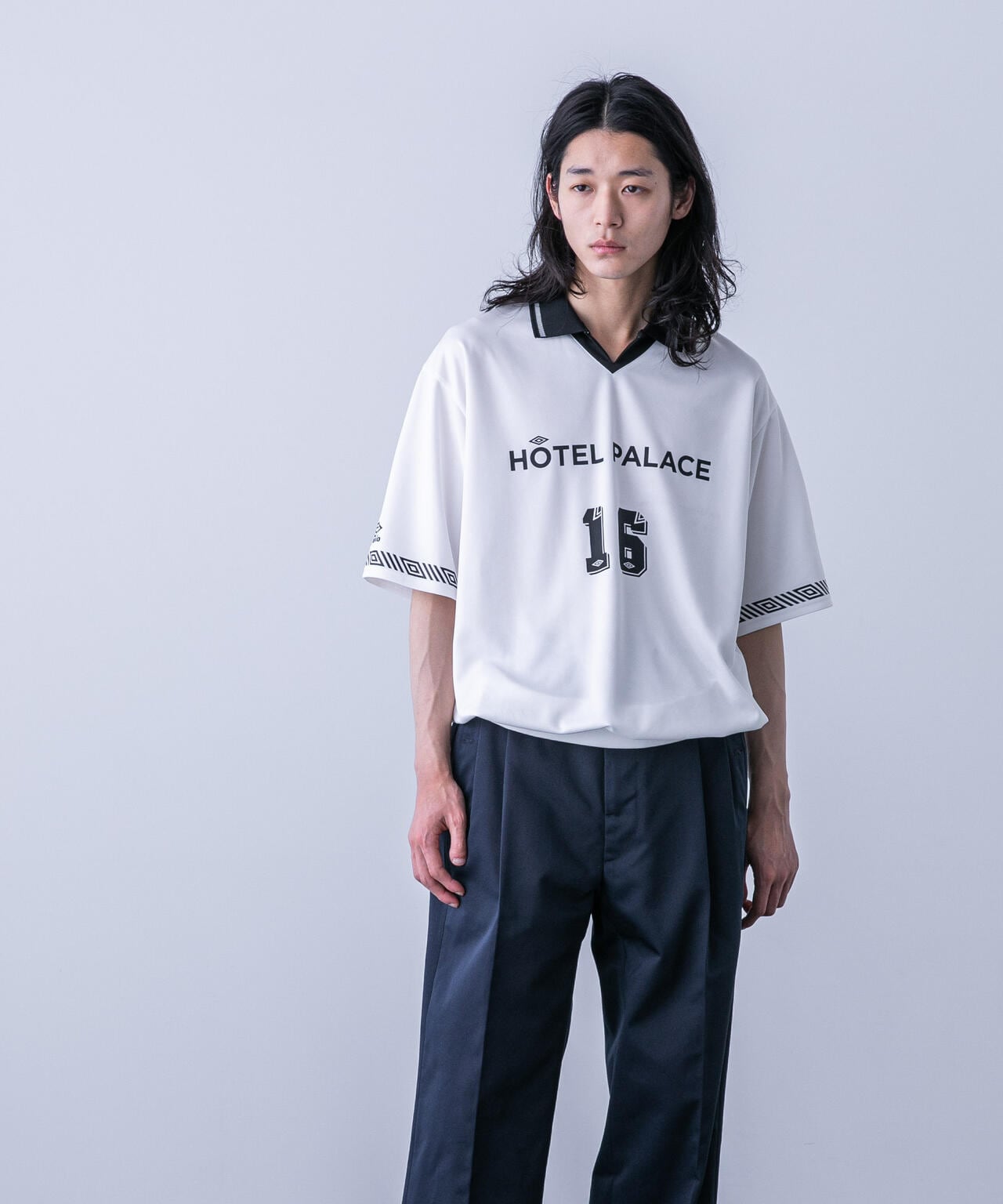 PALACE UMBRO  SHIRT WHITE ゲームシャツ L Palace x Umbro Home Shirt White Men's - SS24 - US
