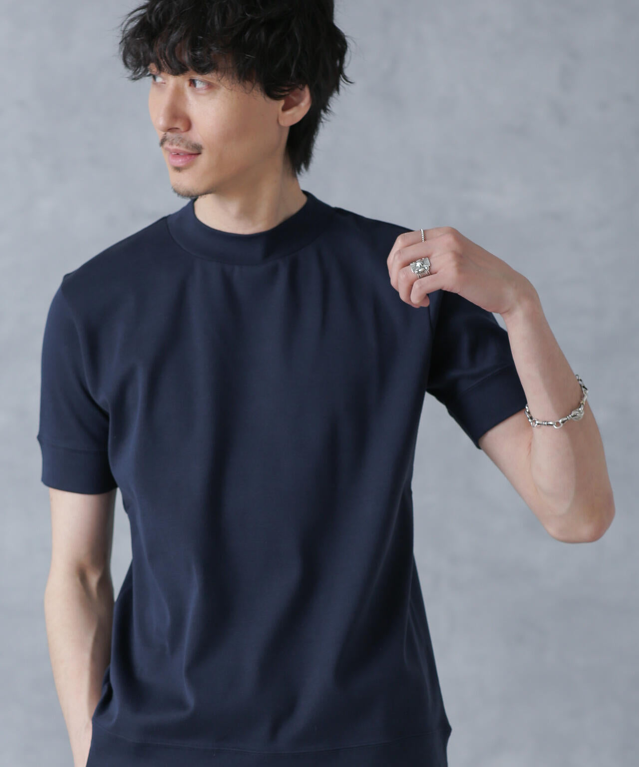 「FORMAL JERSEY」モックネックカットソー半袖
