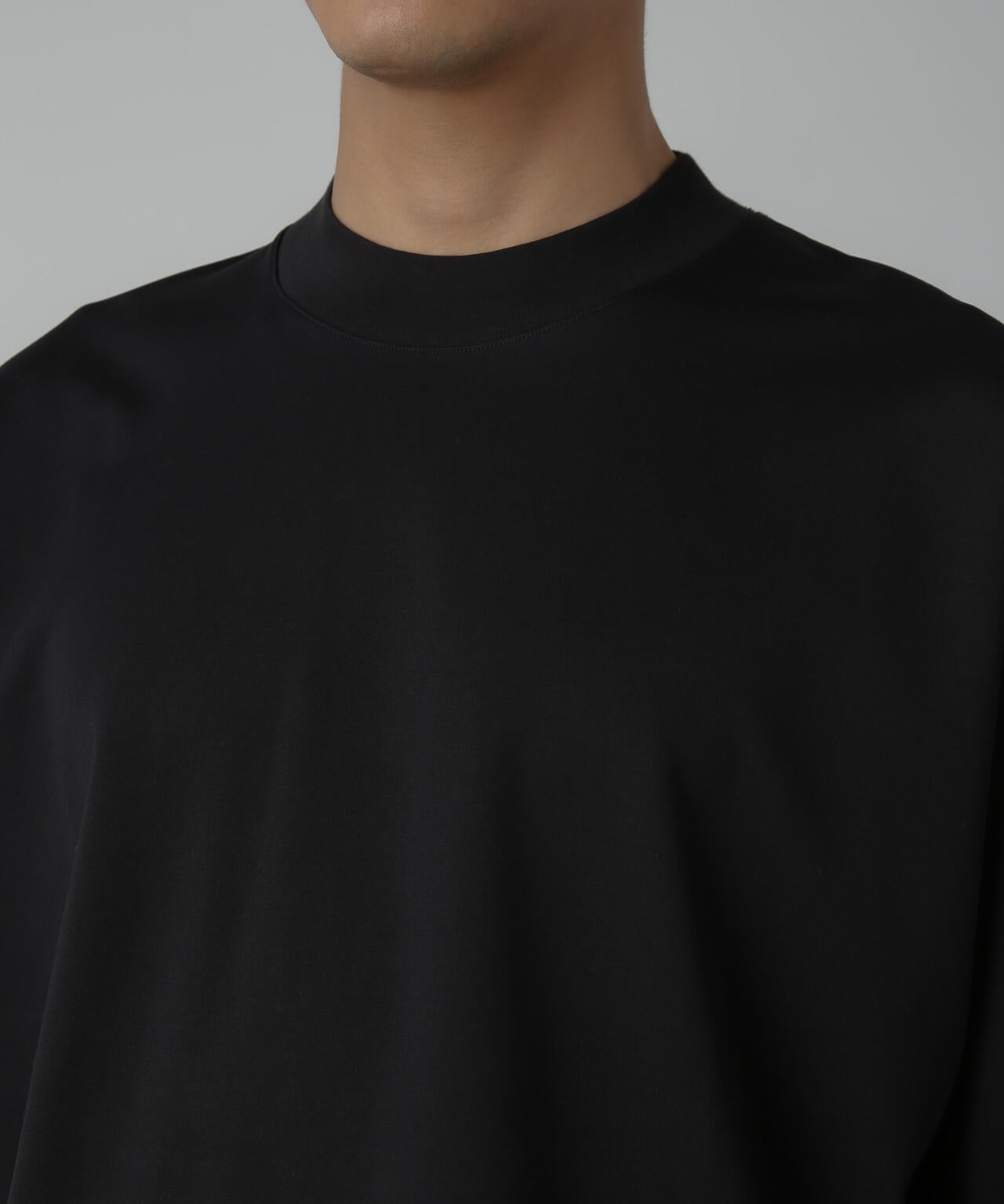 シルケットポンチワイドモックネックTシャツ