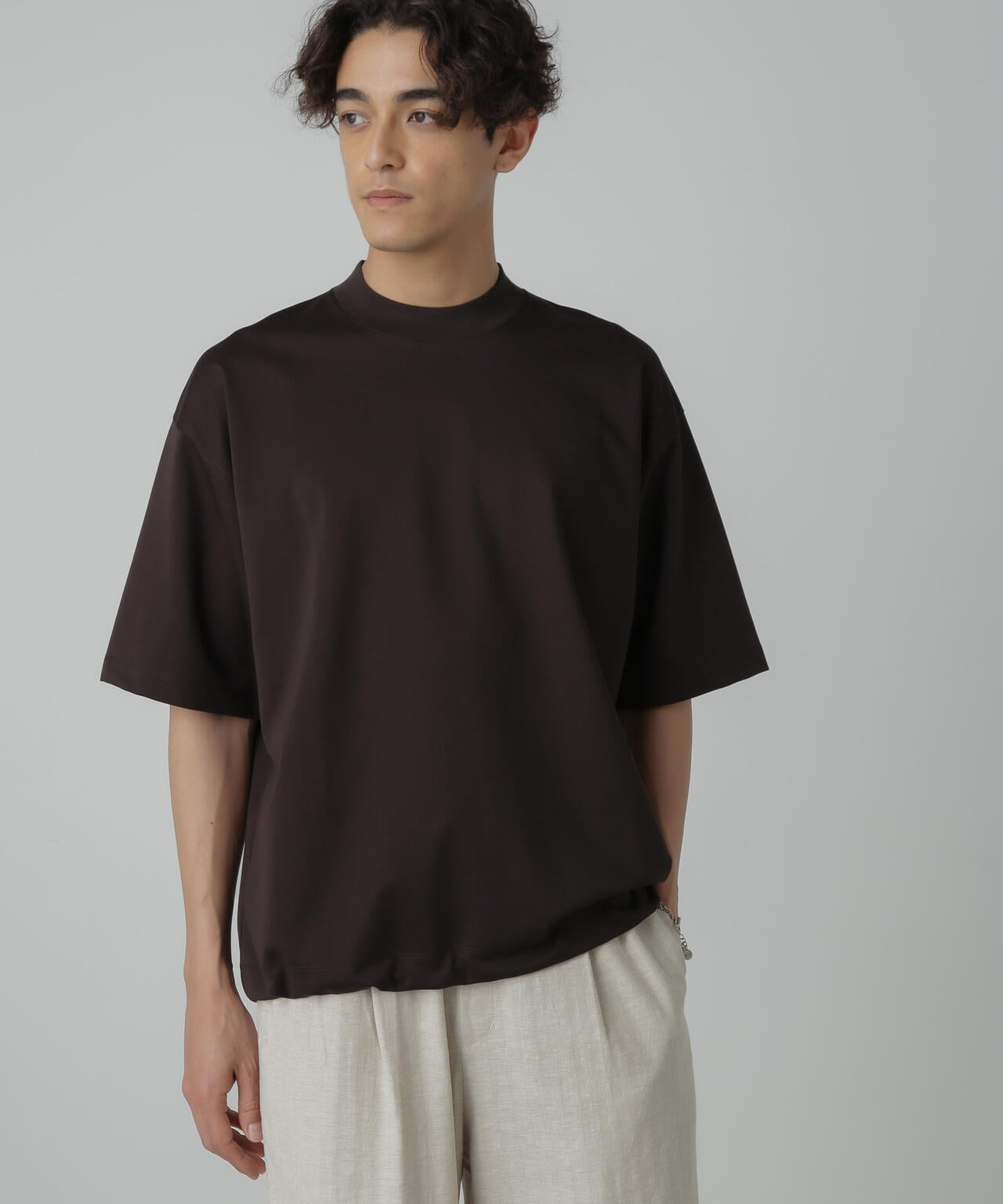 シルケットポンチワイドモックネックTシャツ