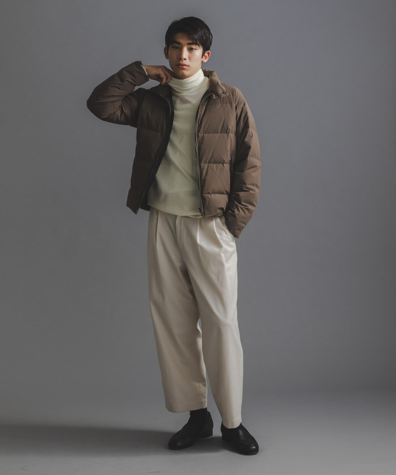 【美品】西川ダウン×ナノユニバース スタンドダウンポンチョ ベージュ 楽天市場】【SALE／20%OFF】西川ダウン(R)/スタンドポンチョダウン