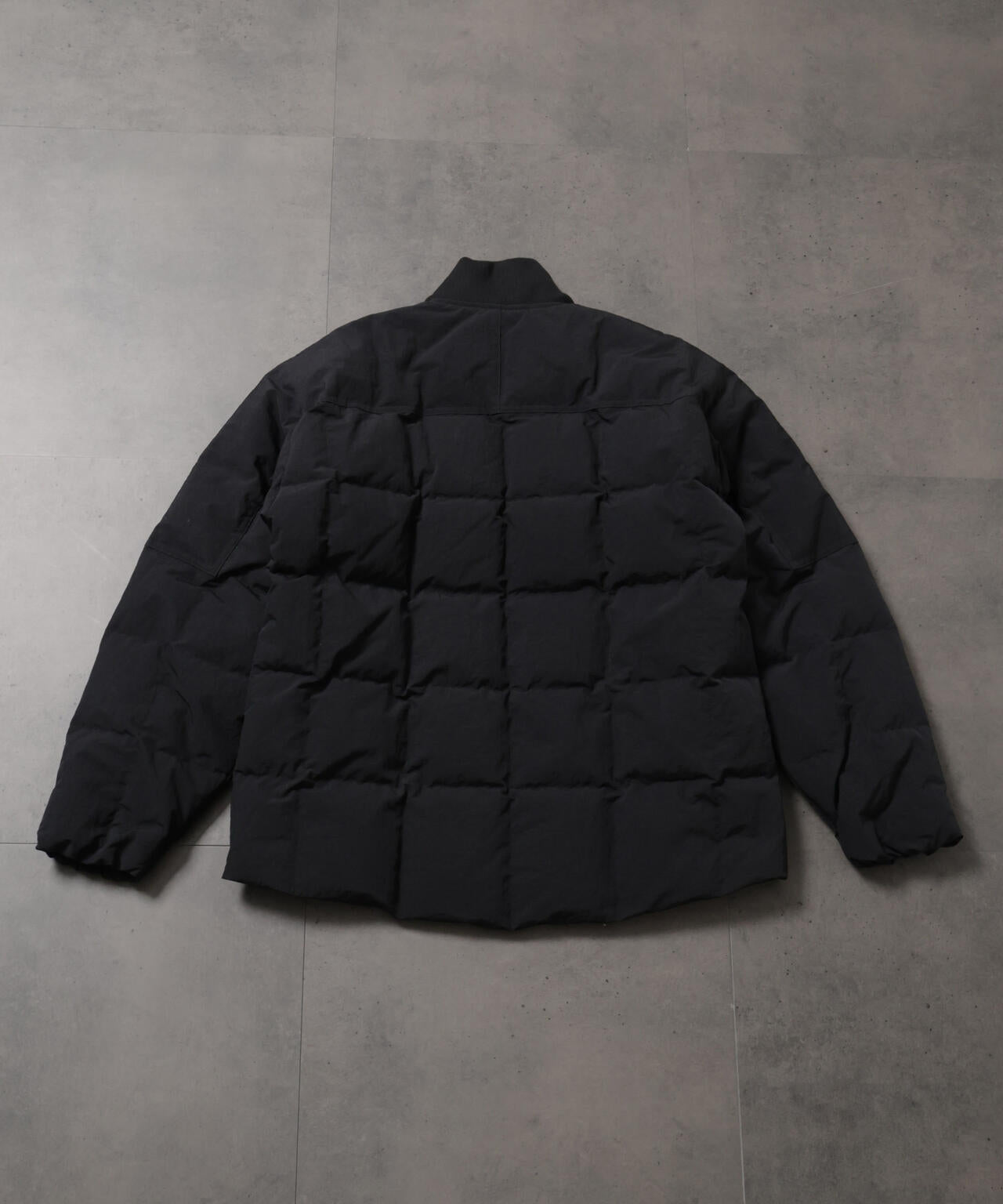 西川ダウン(R)」HOTEL PALACE(オテルパラス)ナイロンタッサーダウン