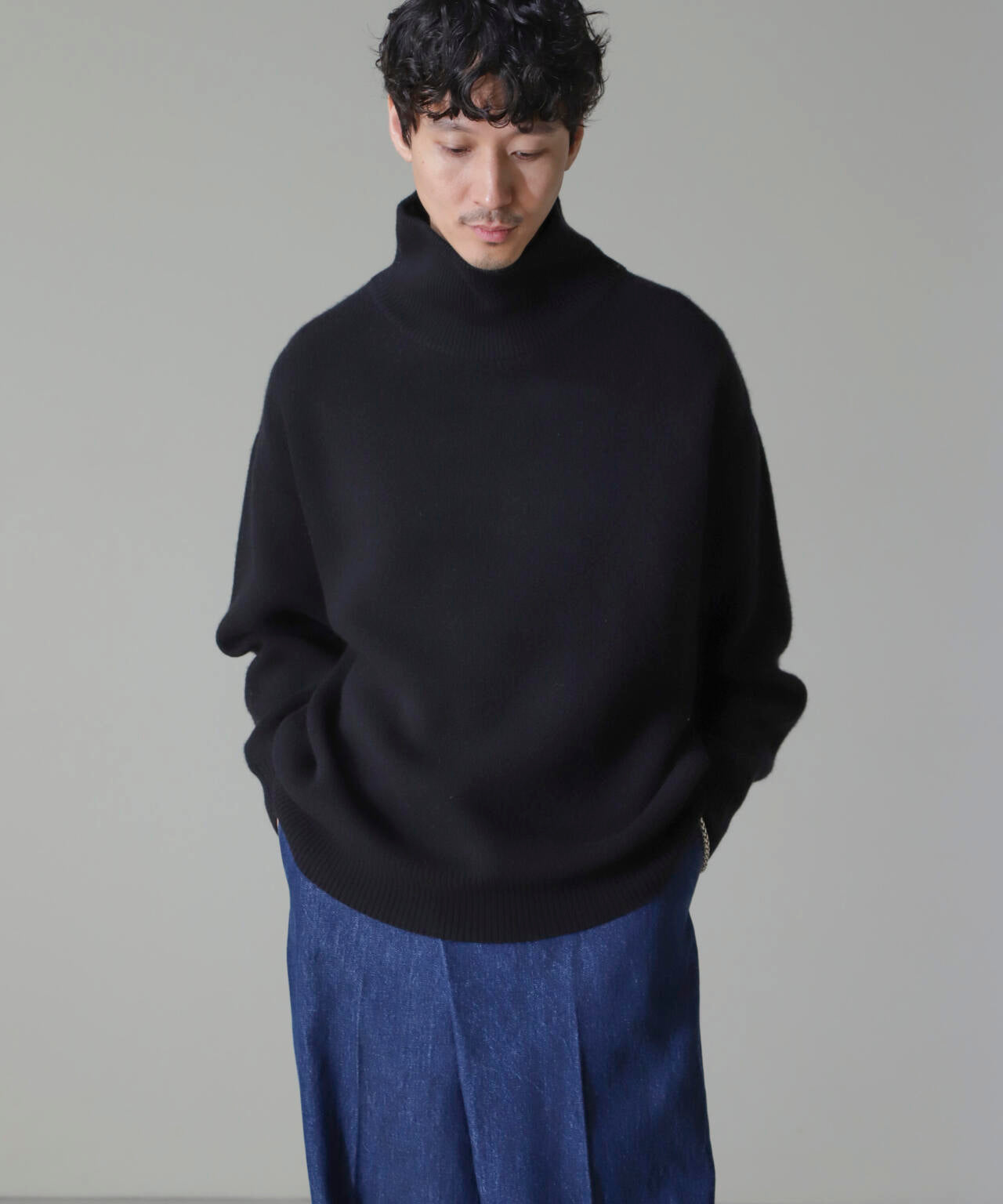 AQUA ウールカシミヤモックネックプルオーバー
