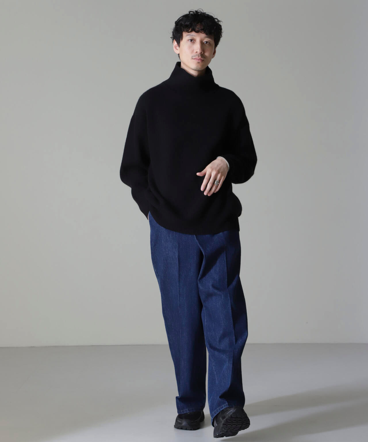 AQUA ウールカシミヤモックネックプルオーバー