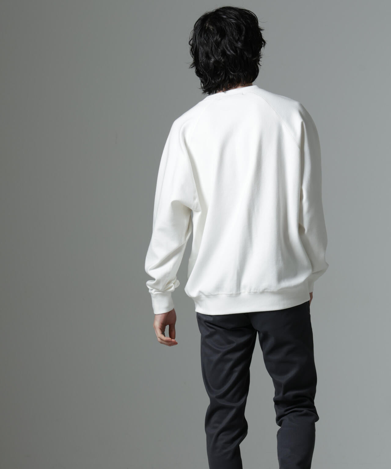 ジャガードポンチクルーネックプルオーバー