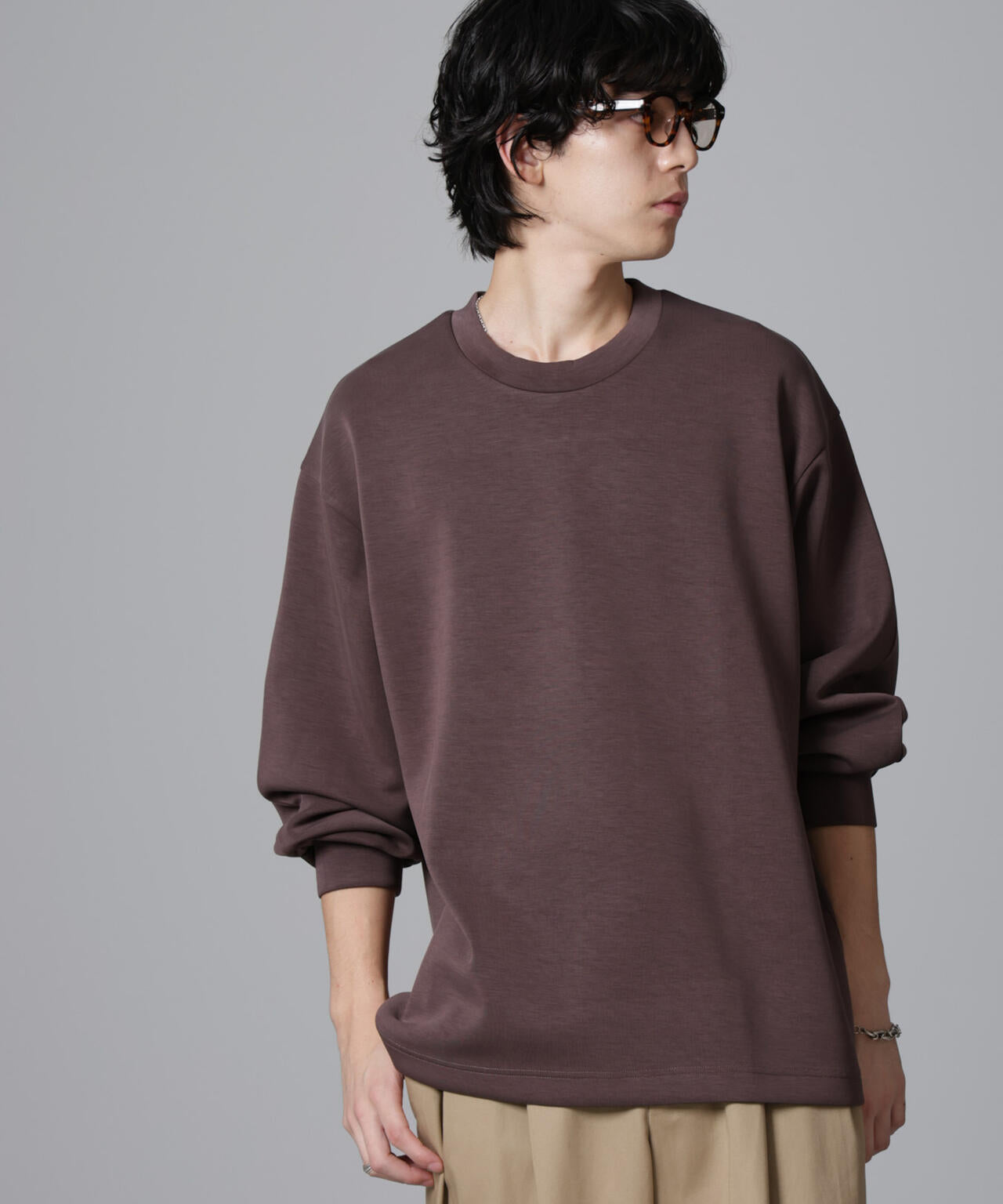 パウダースノーダンボールクルーネックプルオーバー
