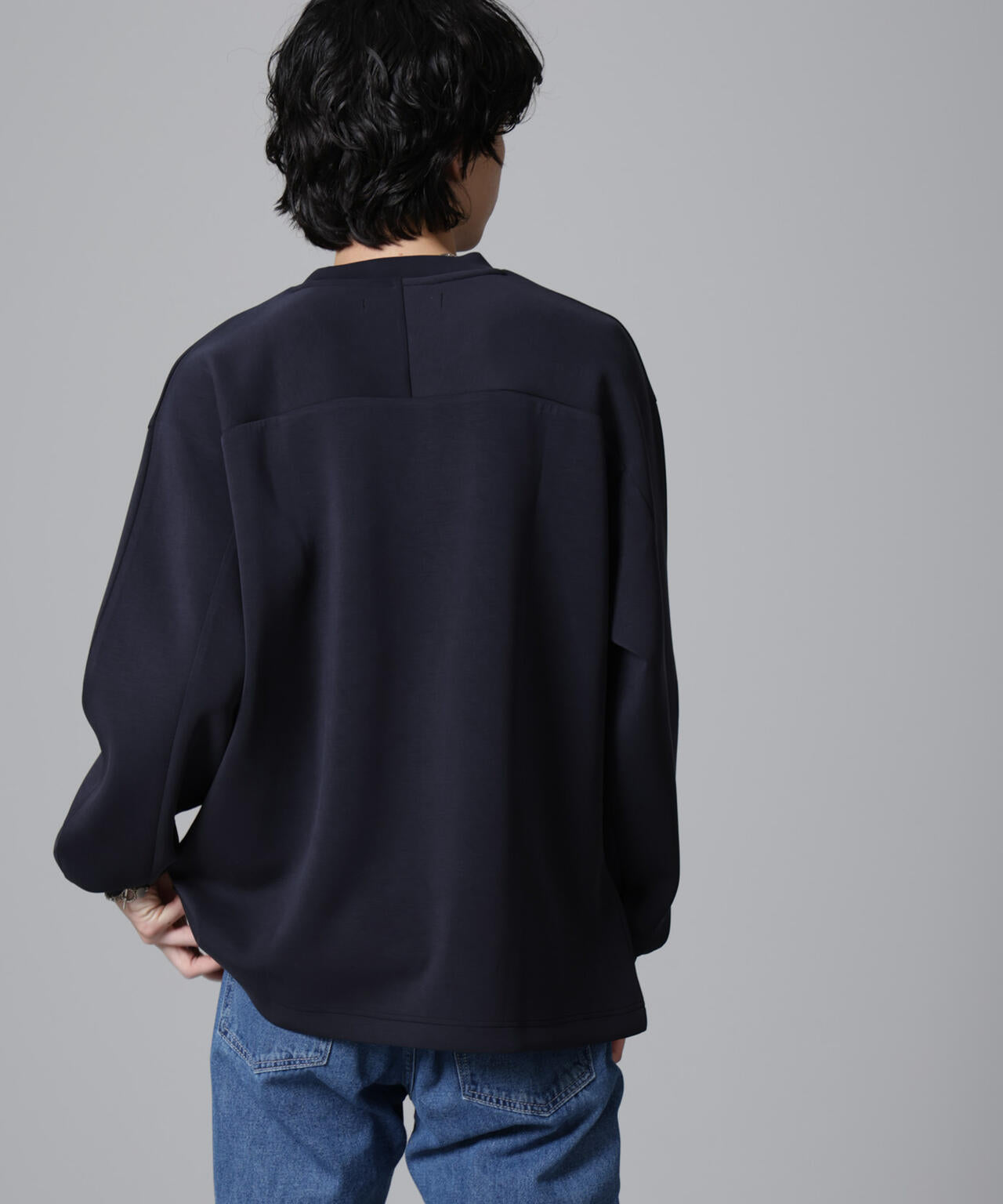 パウダースノーダンボールクルーネックプルオーバー