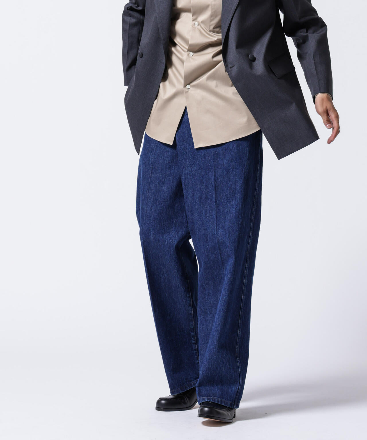 【定価¥24,200】ASSEMBLANC ラップディティールデニムトラウザー ASSEMBLANC ( アッサンブロン ) 」 ラップ ディティール デニム