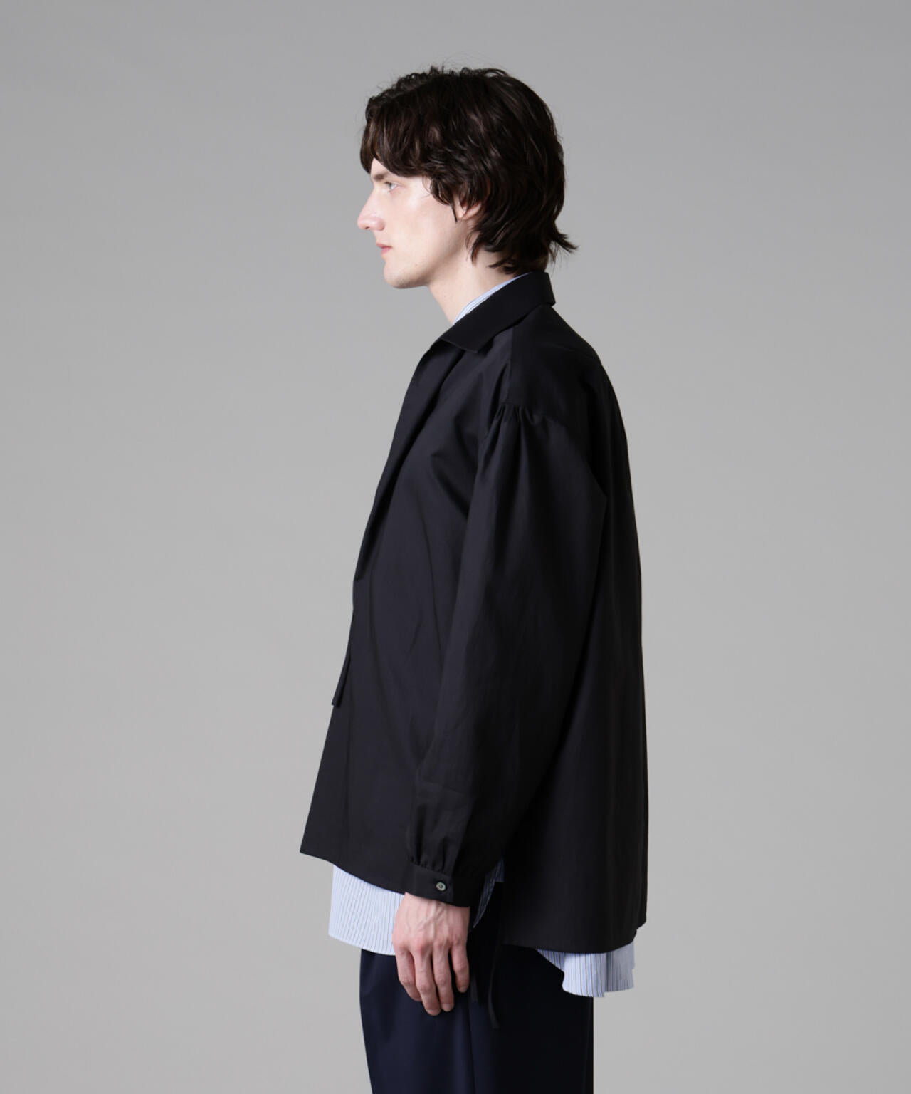 ASSEMBLANC」ダブルクロススキッパーシャツ | NANO universe