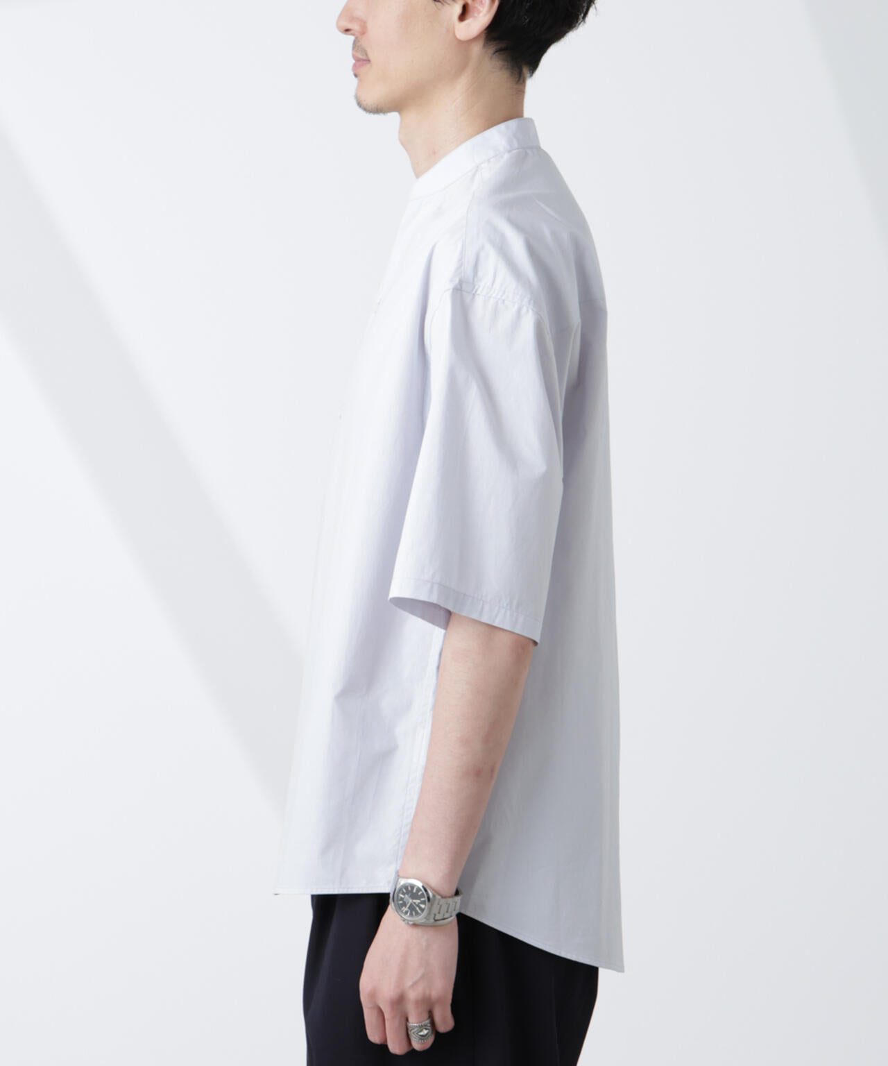 大人のワイドシャツ」バンドカラー 半袖 | NANO universe（ナノ