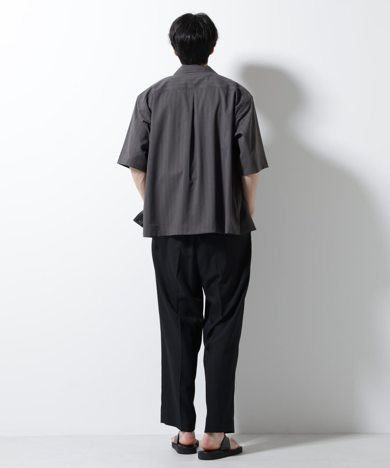 シャドーストライプハーフスリーブシャツ