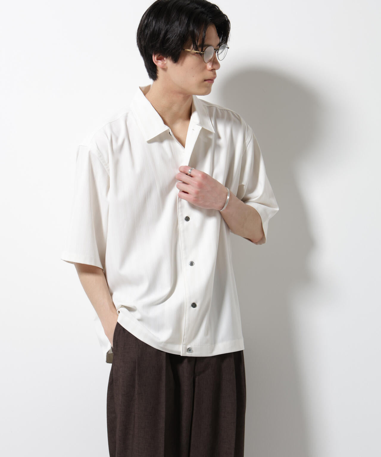 シャドーストライプハーフスリーブシャツ