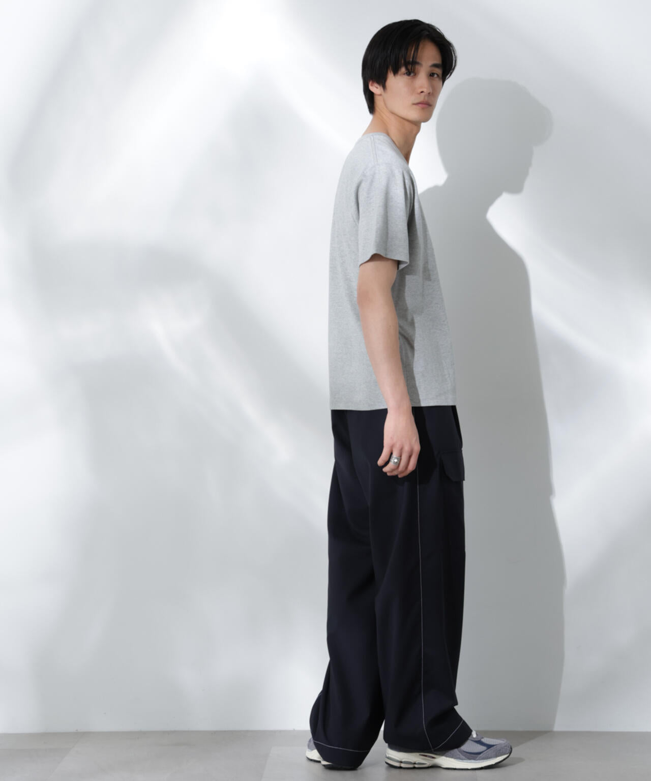 WEB限定/Anti Soaked(R) 汗染み防止 Vネック レギュラーシルエットTシャツ