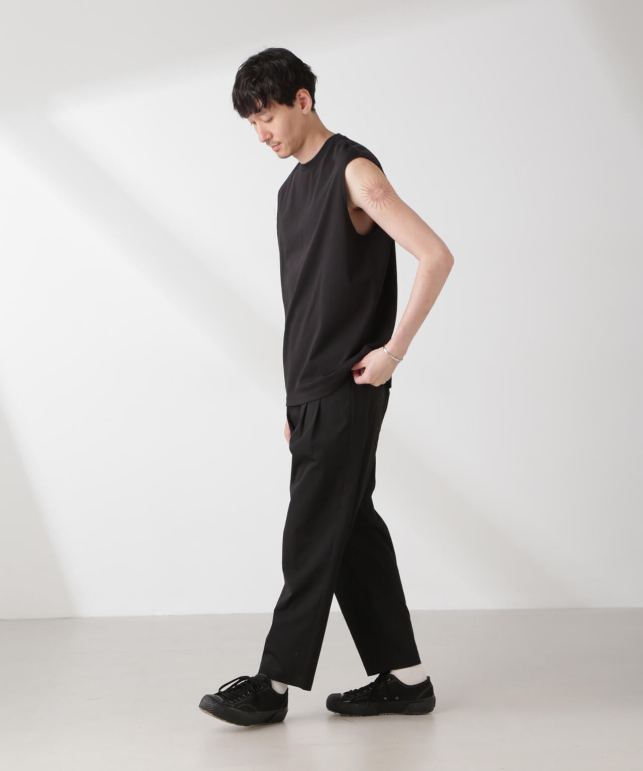 9c7aee2b-6a23-5fab-bc98-6ce9aa6b3cdd_Image