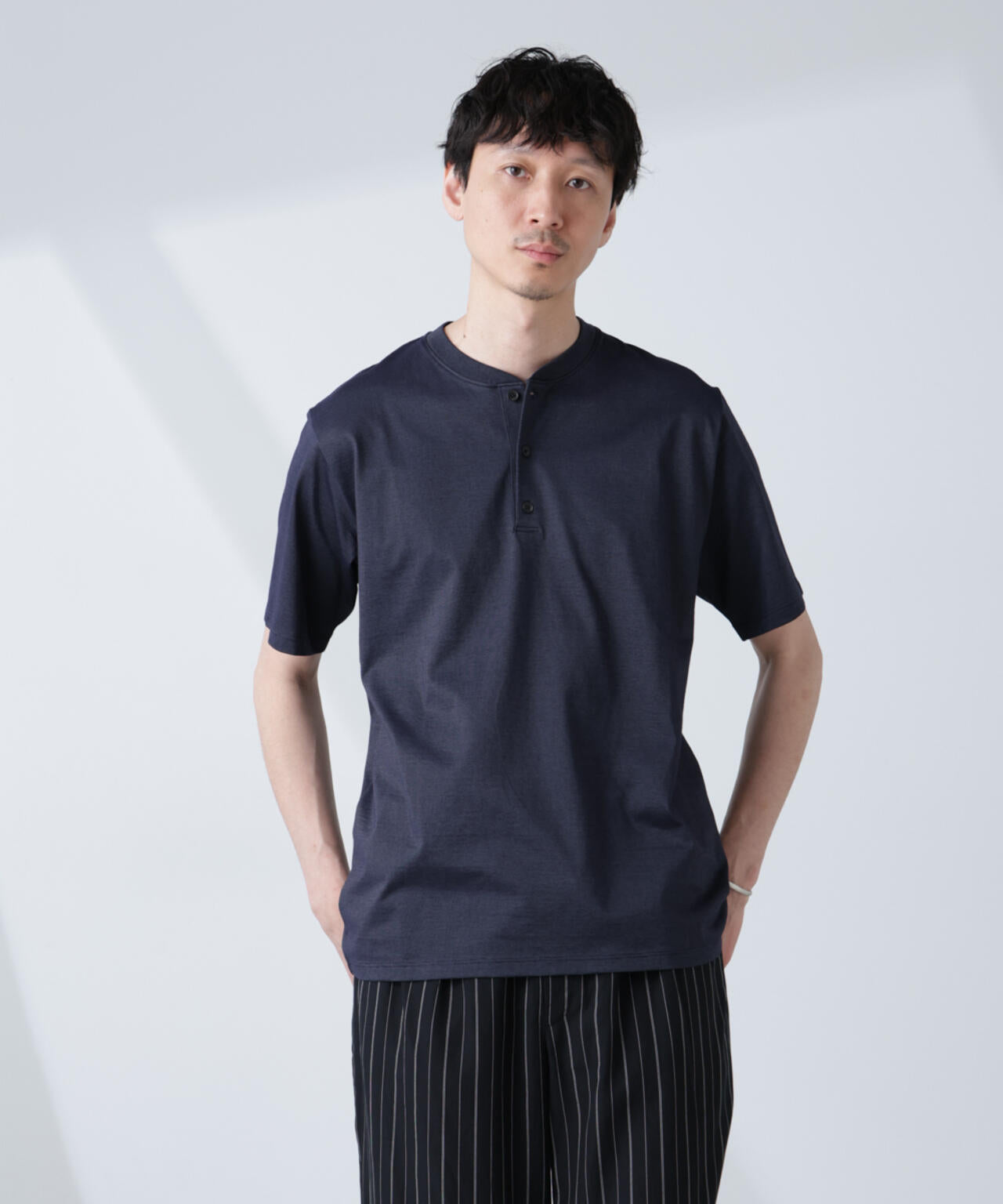 ソラーロライトストレッチヘンリーネックTシャツ（セットアップ可）