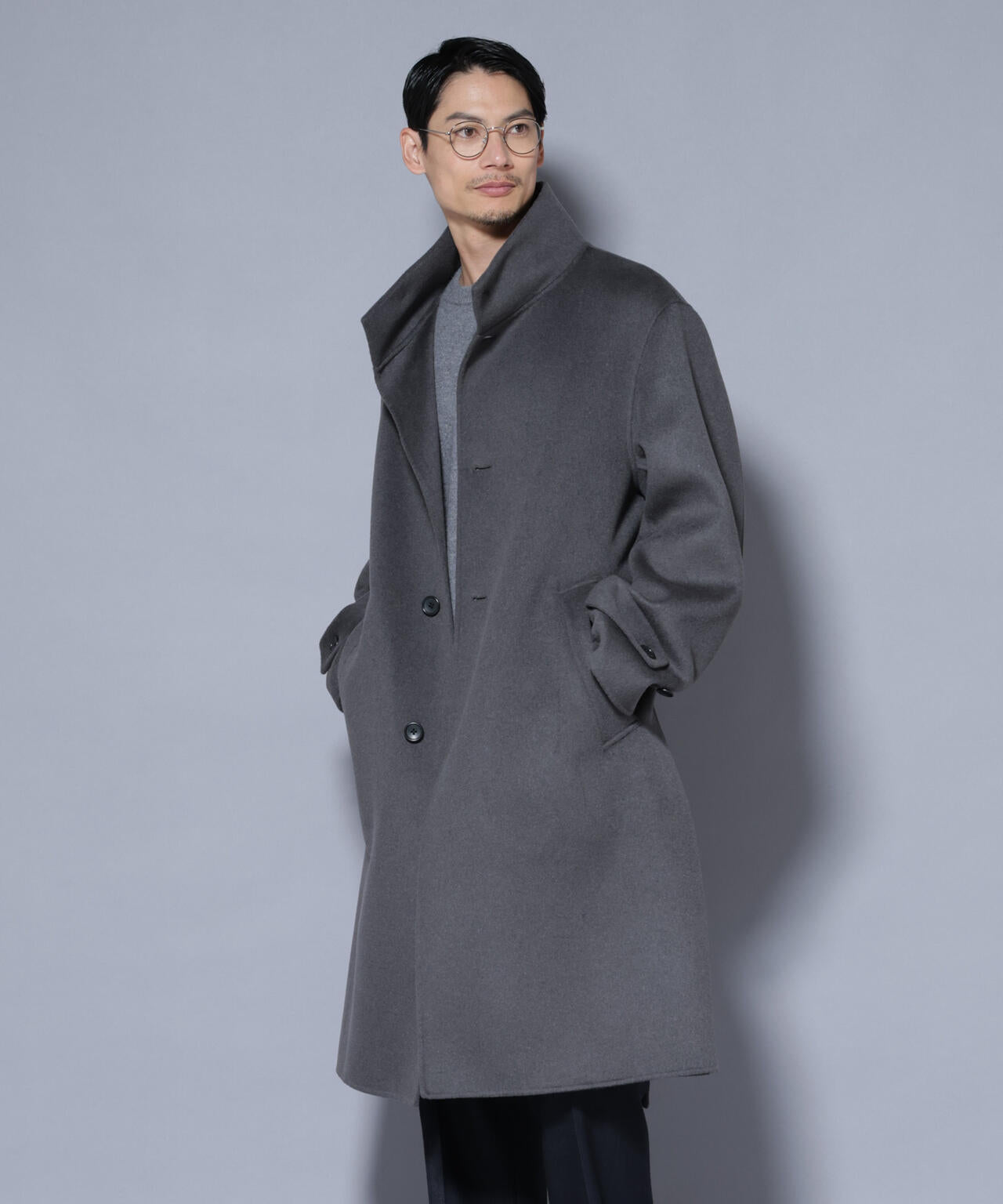 ウールリバースタンドベルテッドコート