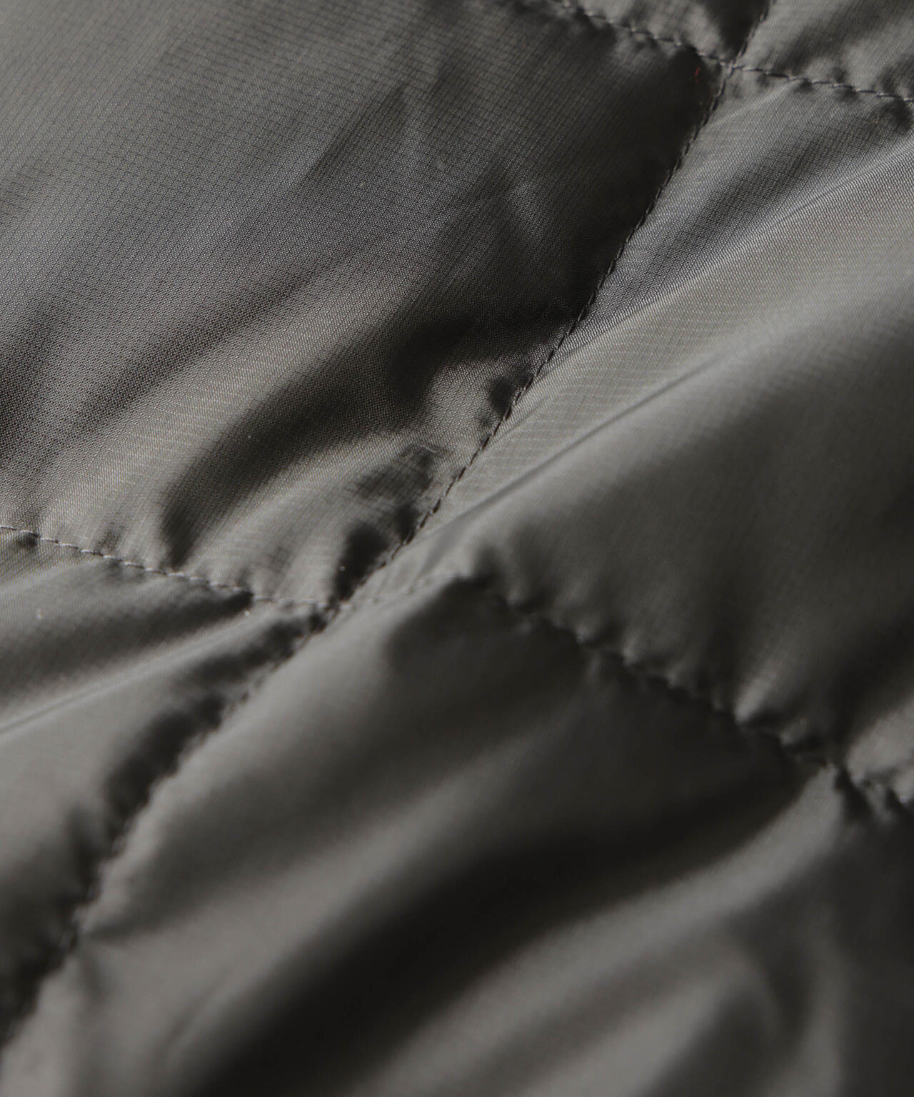 ｢西川ダウン(R)｣ FUSIONSYSTEMフェイクファーベスト