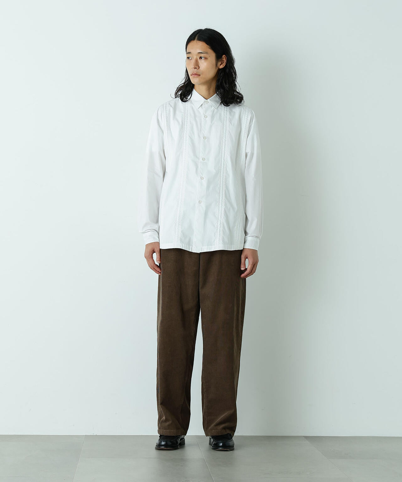 「HOTEL LACE」デザインステッチロングスリーブシャツ