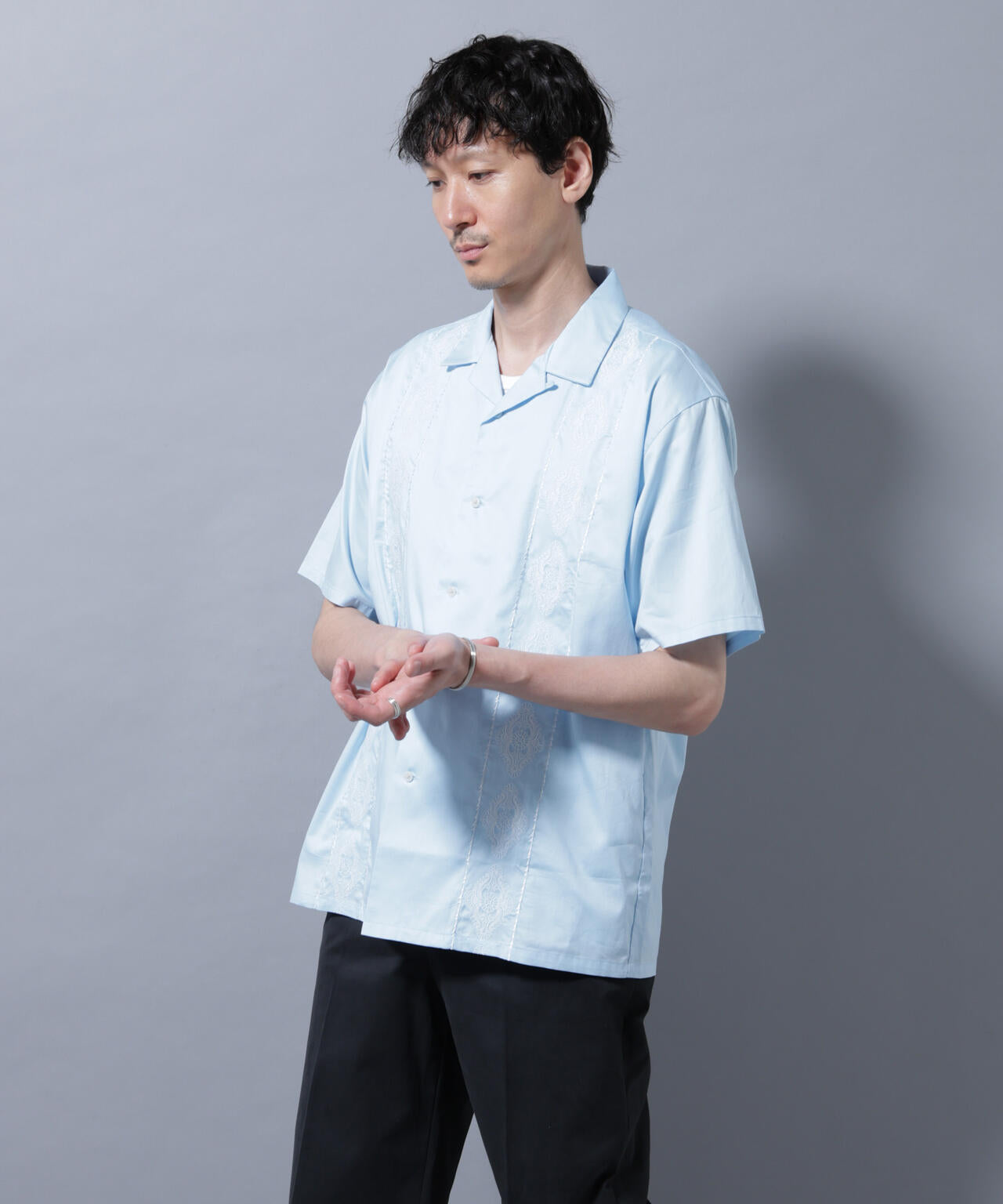 エンブロイダリー オープンカラーシャツ