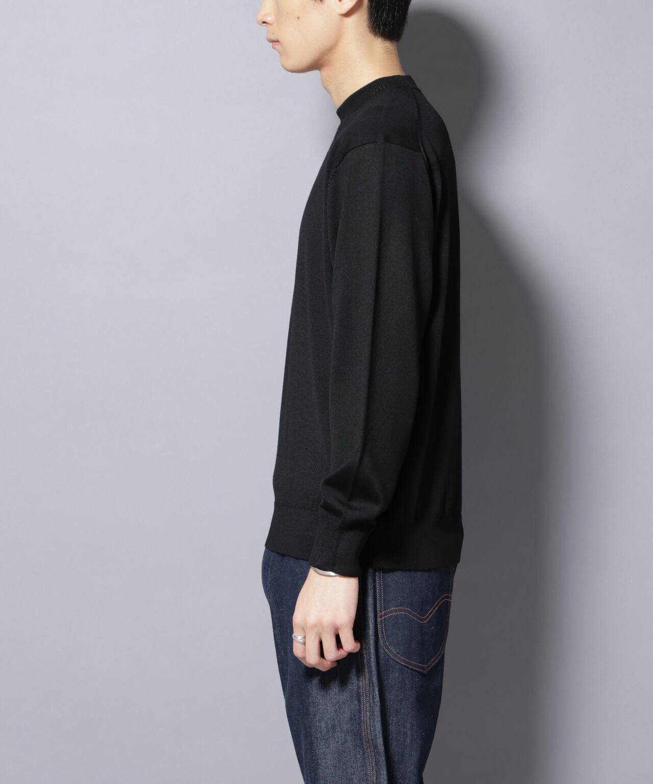 「毛玉レスニット」ファインゲージクルーネック