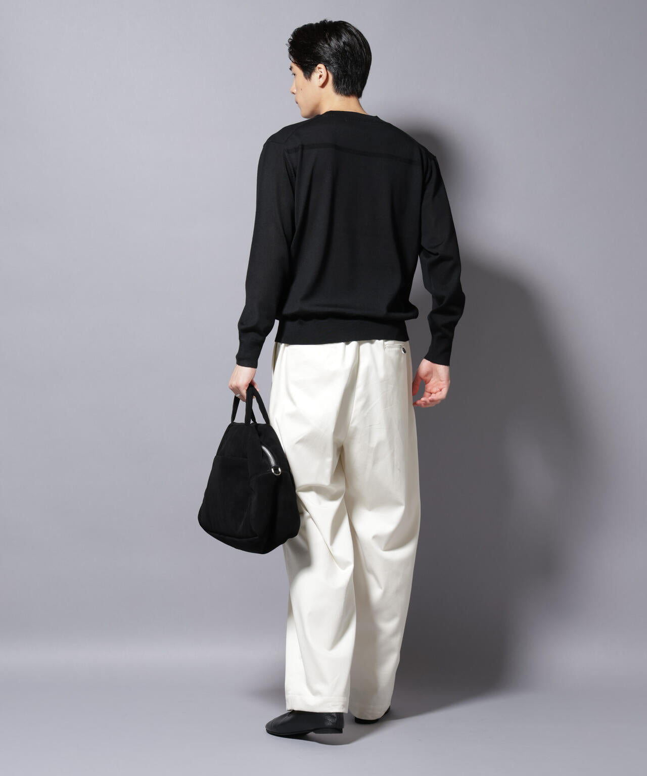 「毛玉レスニット」ファインゲージVネック