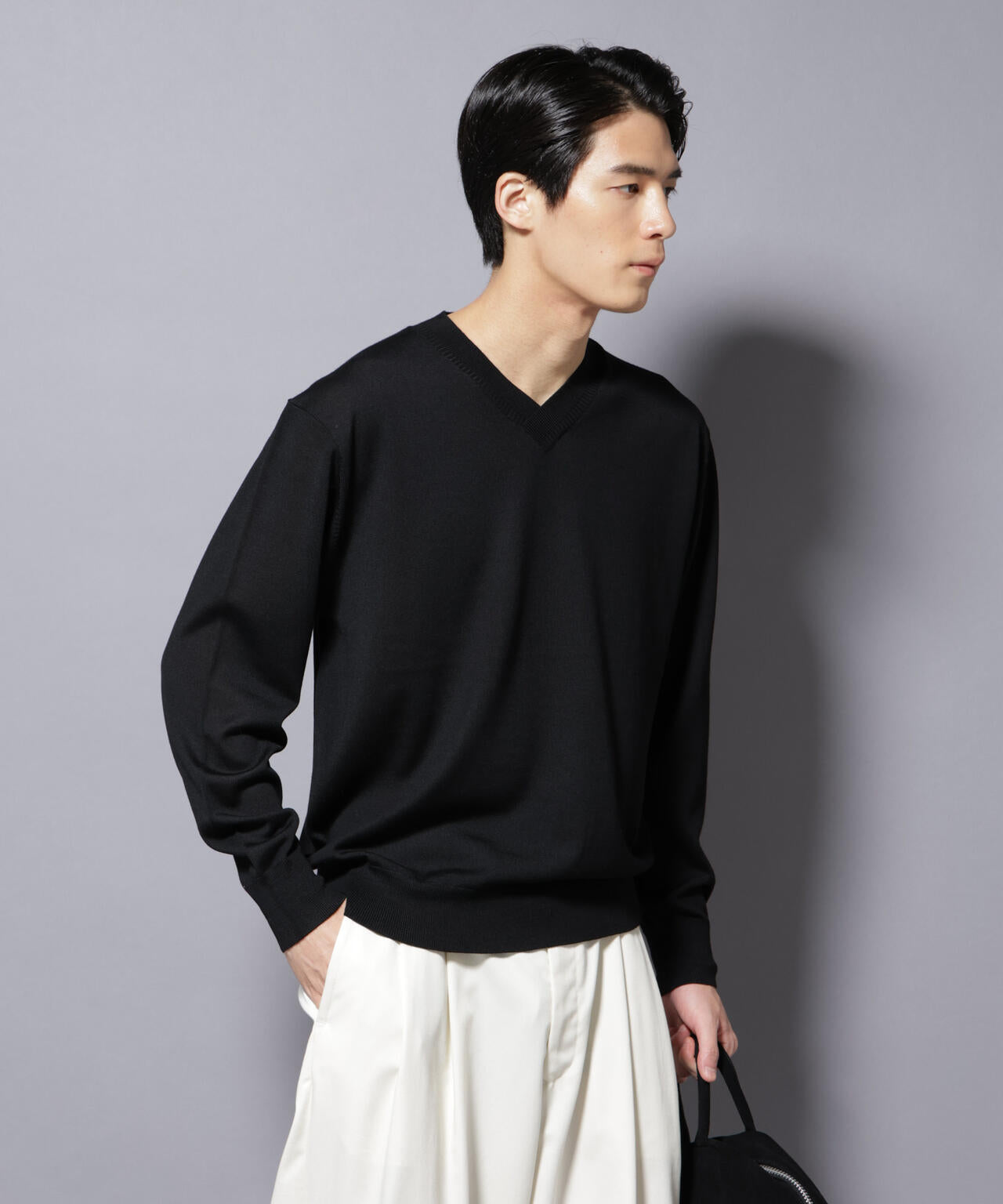 「毛玉レスニット」ファインゲージVネック