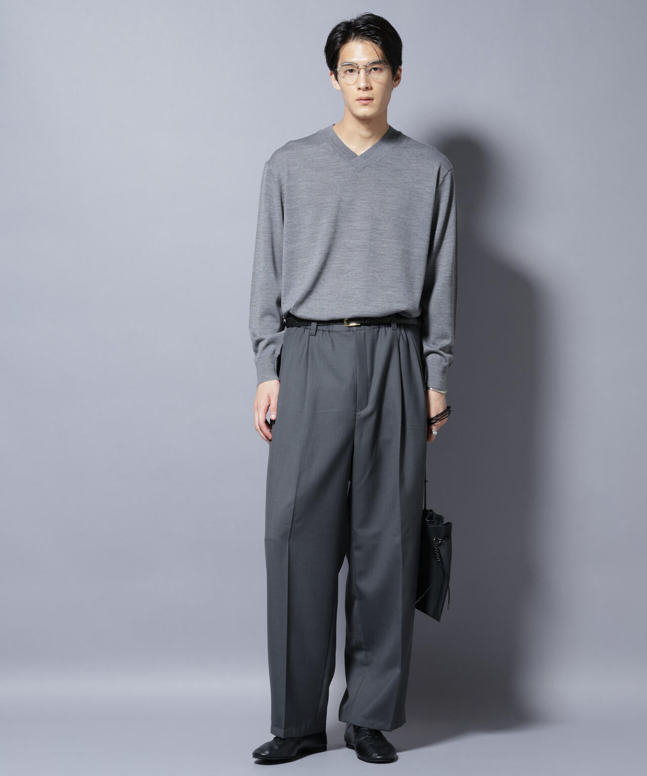 「毛玉レスニット」ファインゲージVネック