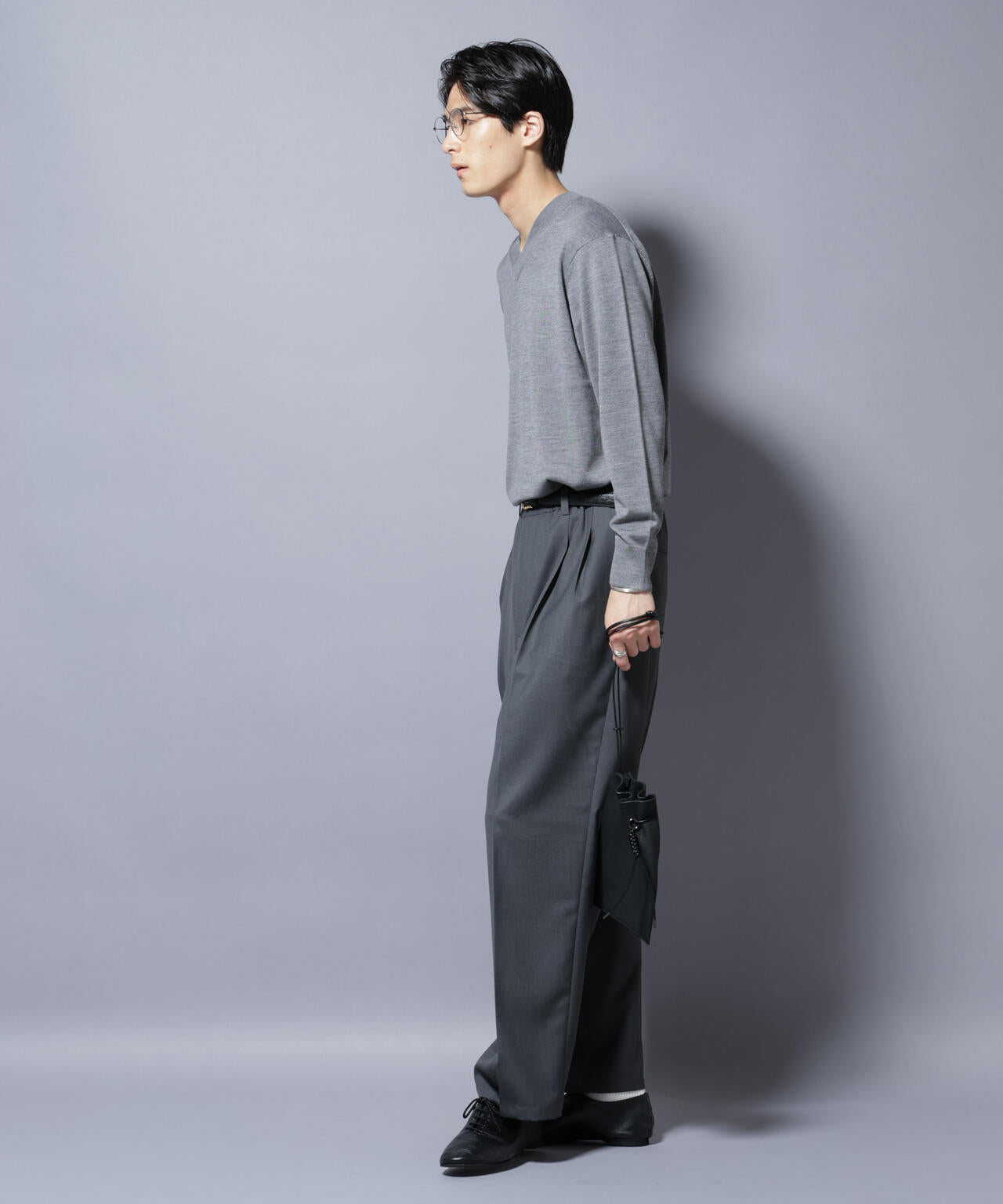 「毛玉レスニット」ファインゲージVネック