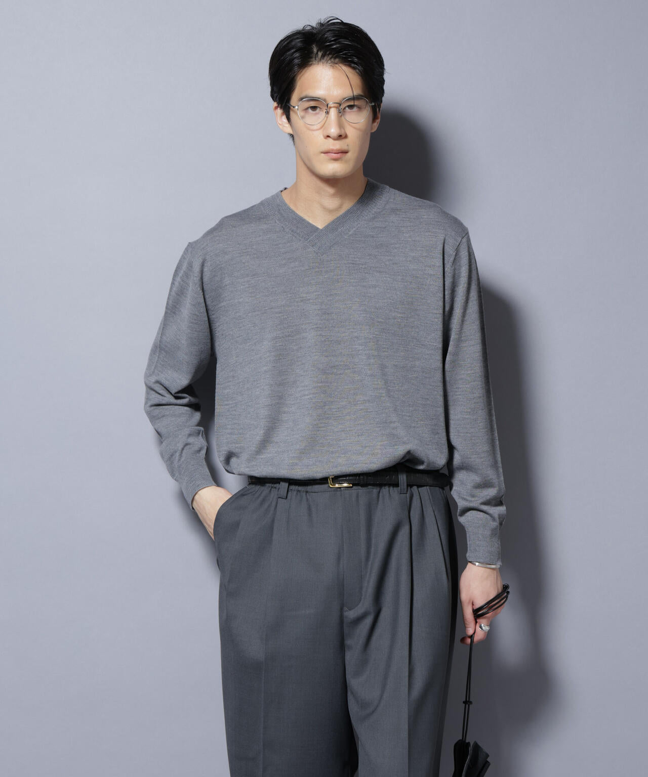 「毛玉レスニット」ファインゲージVネック