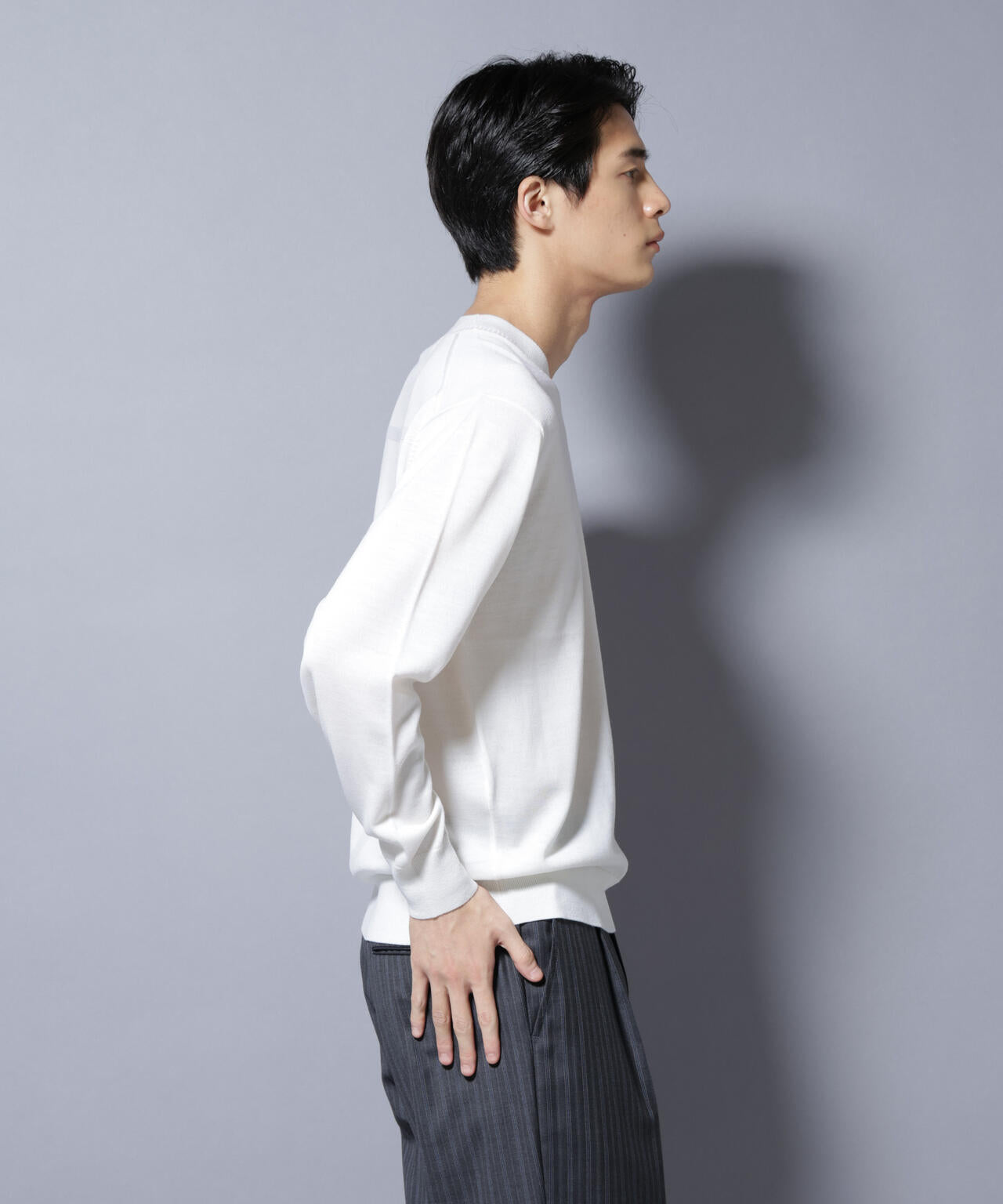 「毛玉レスニット」ファインゲージVネック