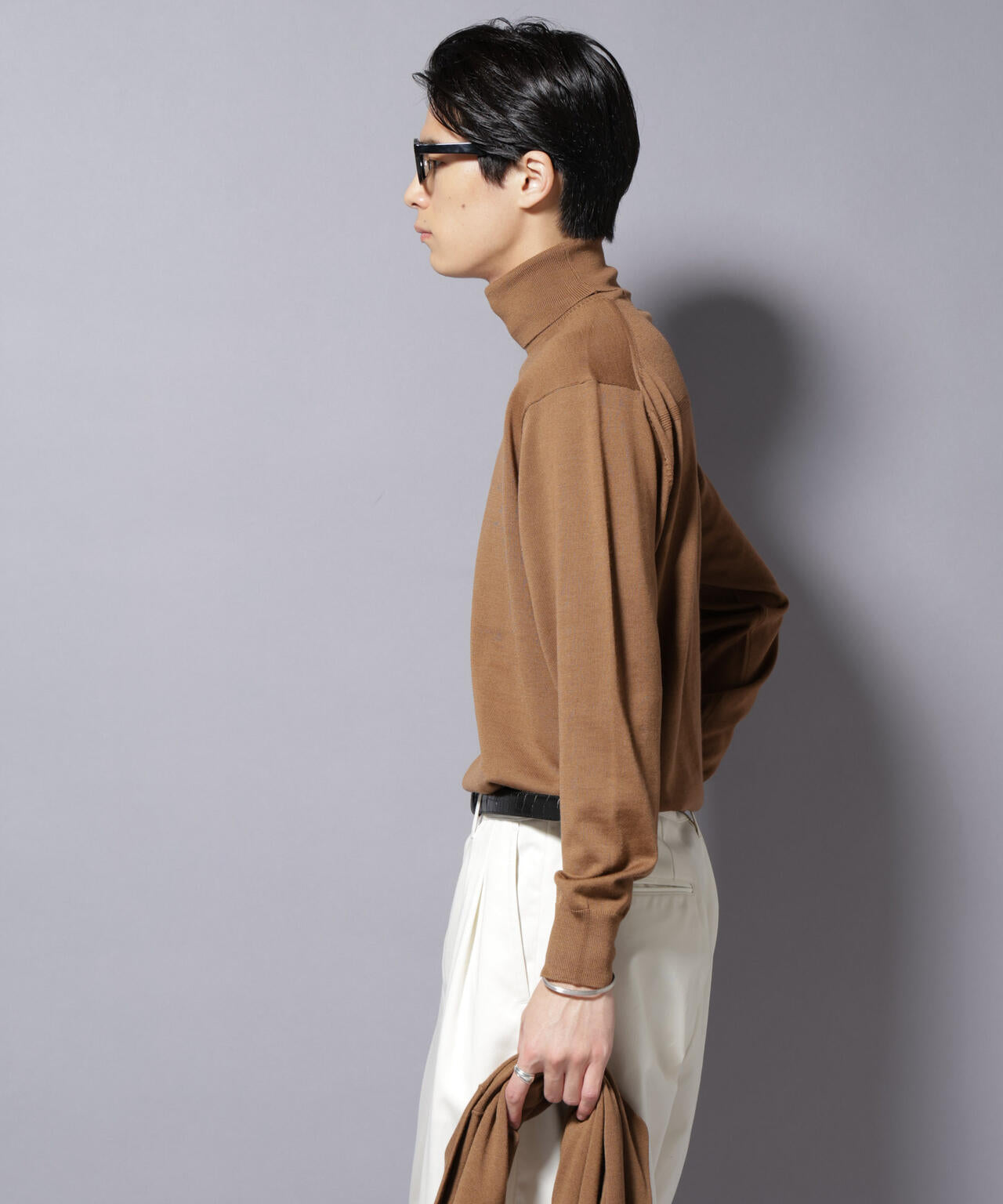 「毛玉レスニット」ファインゲージタートルネック