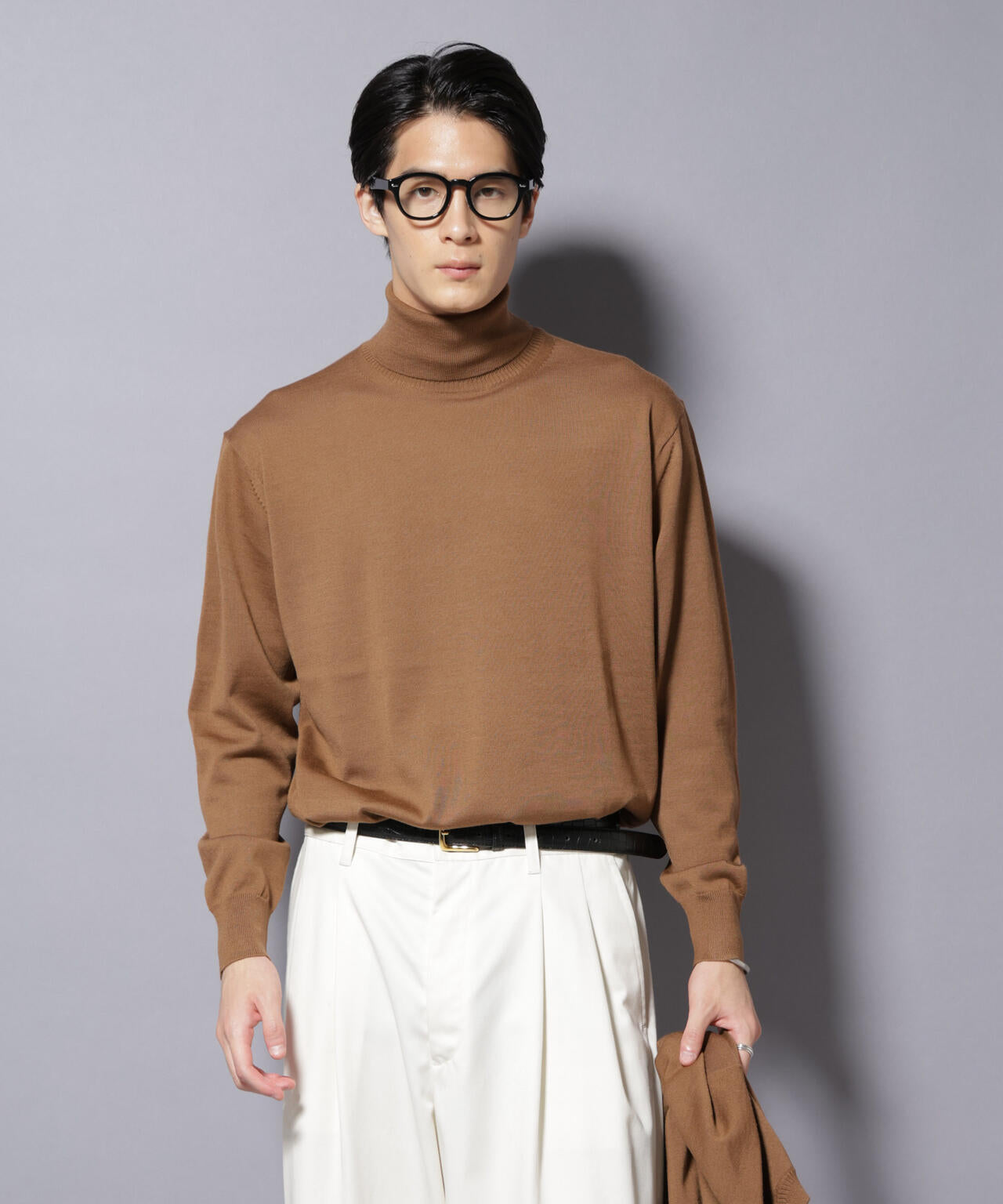 「毛玉レスニット」ファインゲージタートルネック