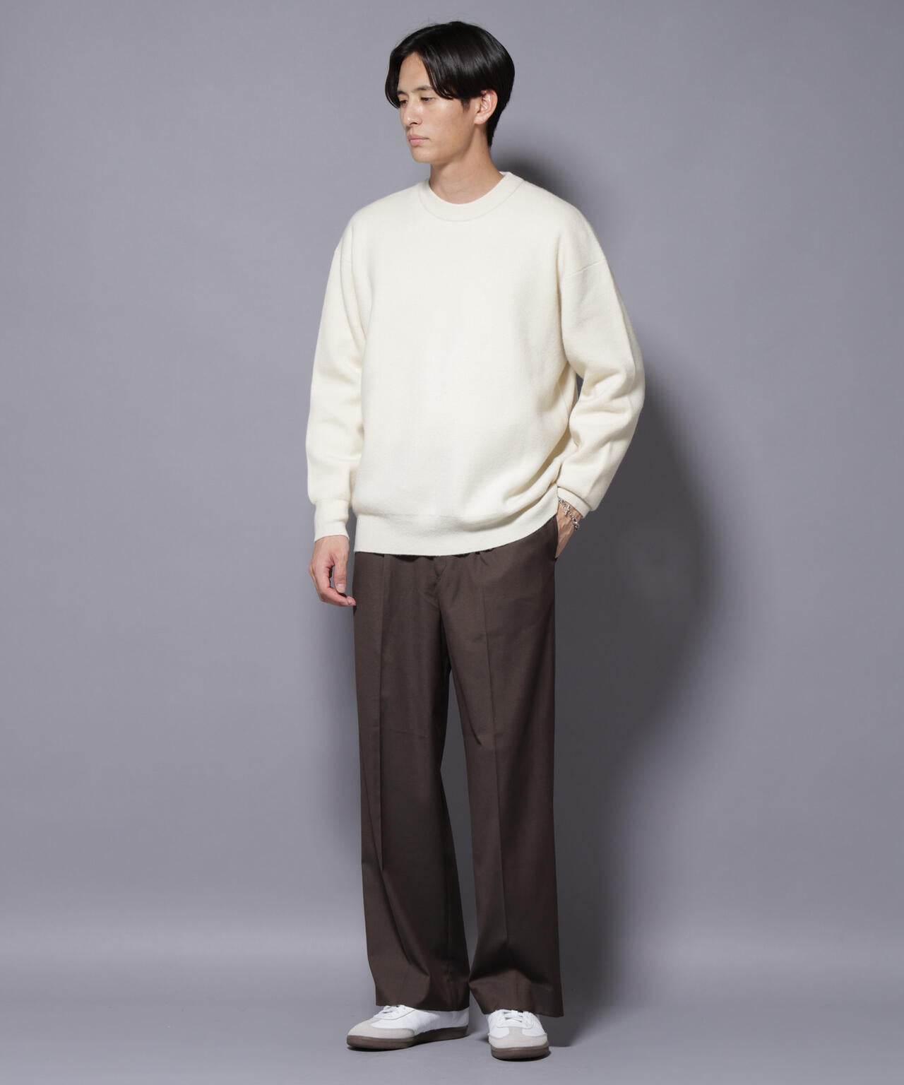 ウールカシミヤクルーネックプルオーバー