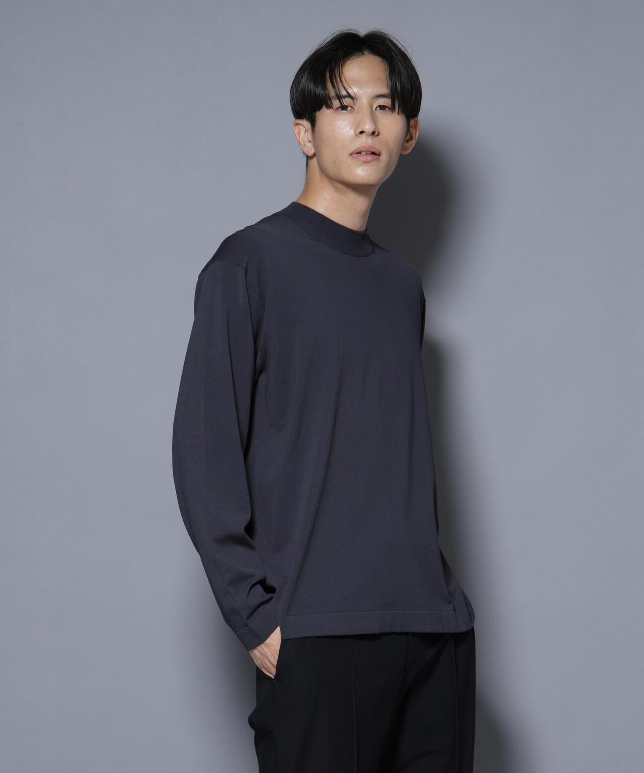 「ELITE 7 FUNCTION」クルーネックニット
