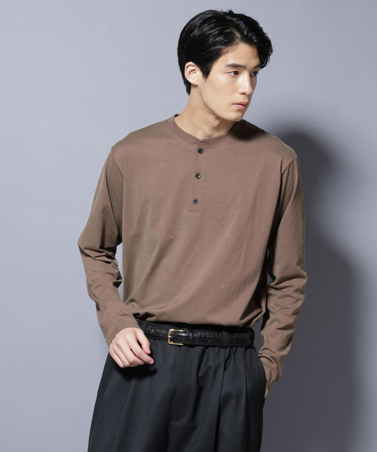 ソラーロライトストレッチヘンリーネックTシャツ 長袖