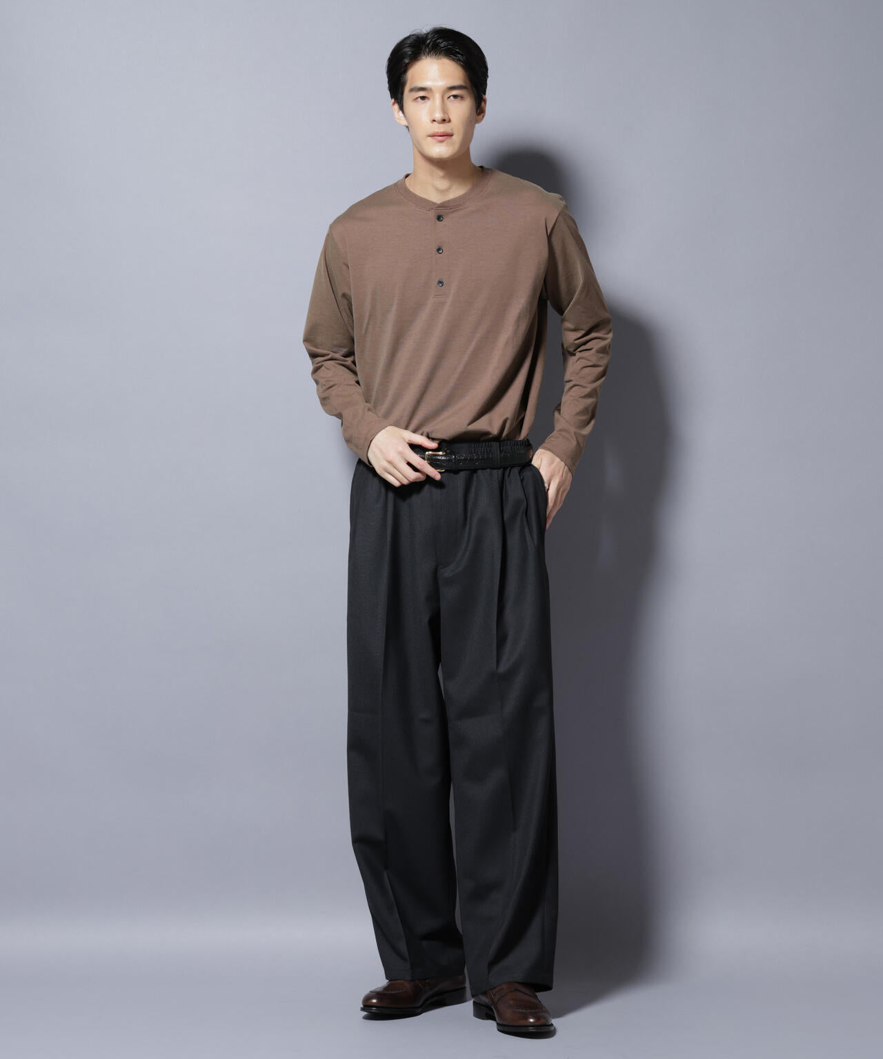 ソラーロライトストレッチヘンリーネックTシャツ 長袖