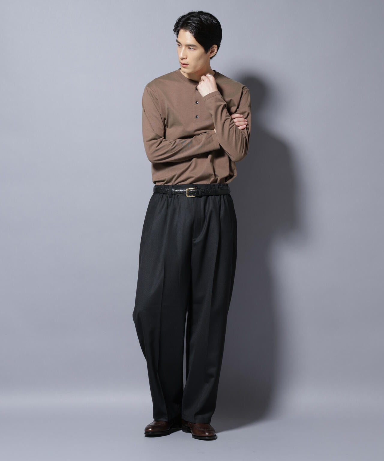 ソラーロライトストレッチヘンリーネックTシャツ 長袖