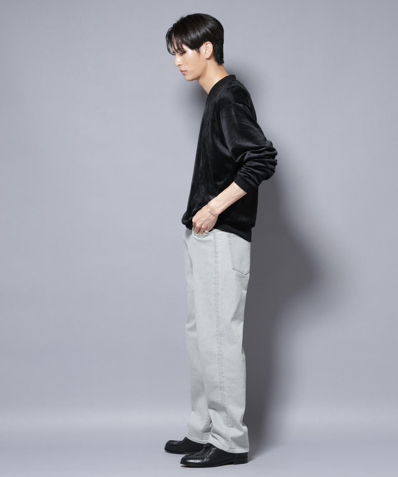 ベロアプルオーバー Vネックスウェット