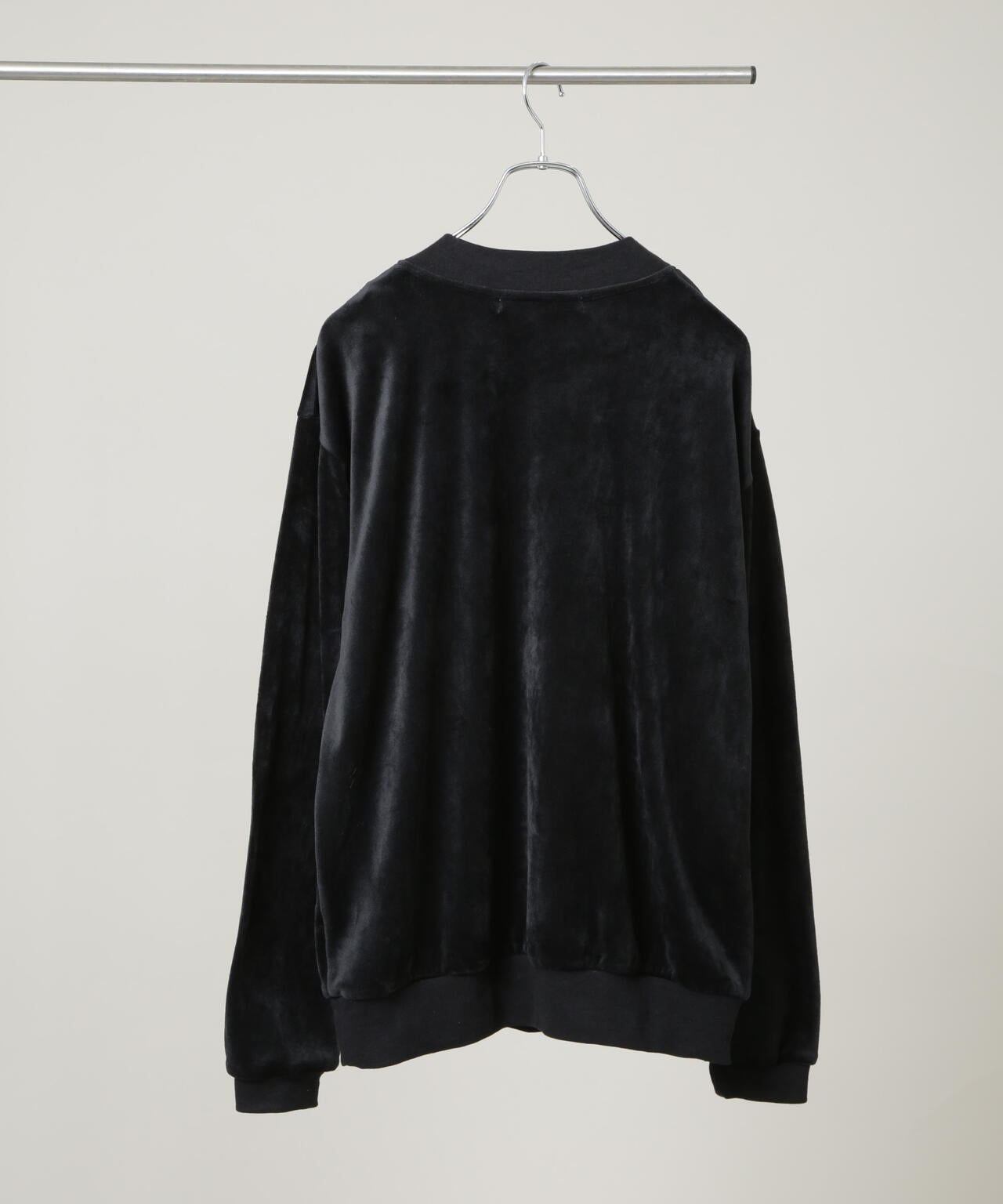 ベロアプルオーバー Vネックスウェット