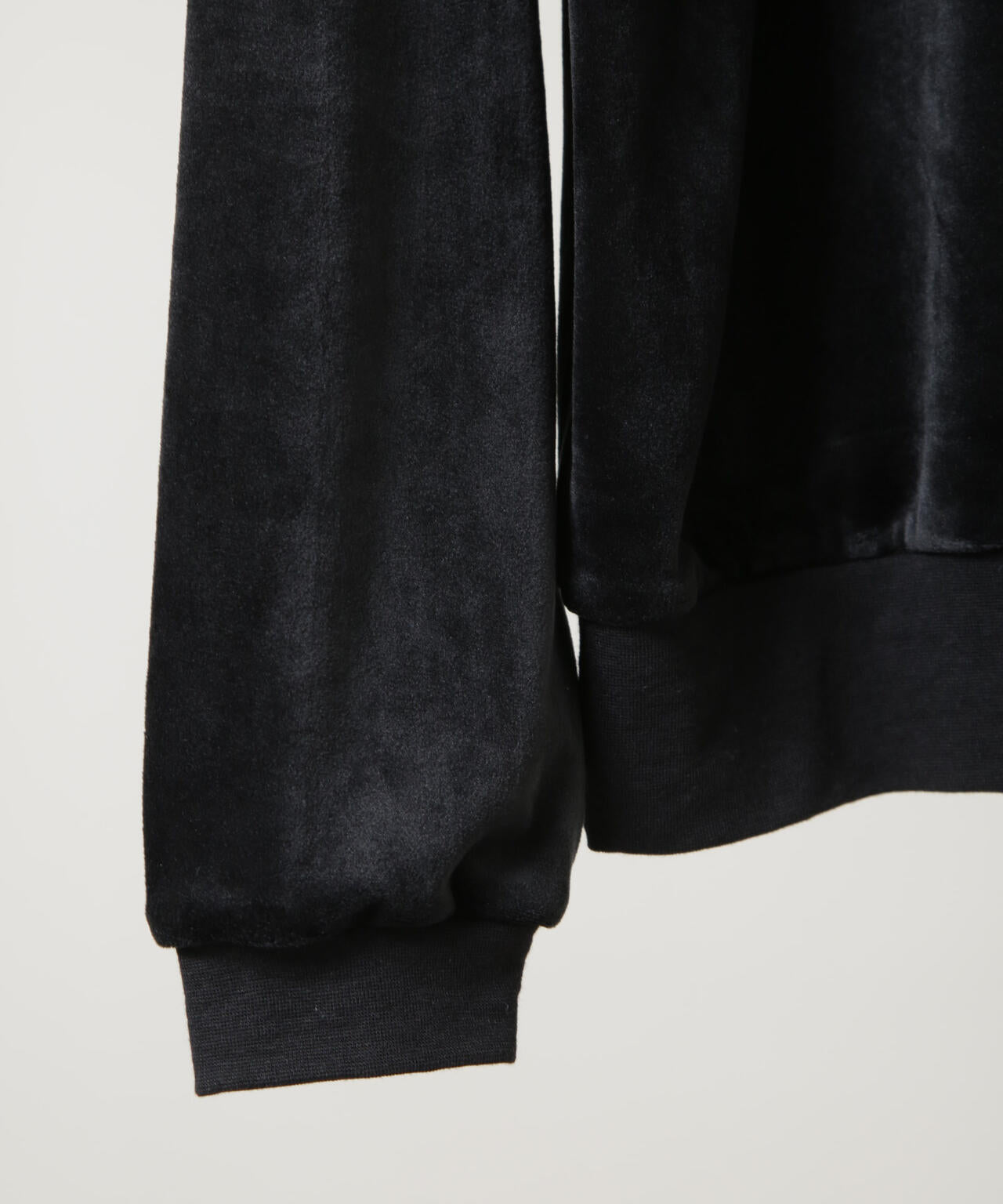 ベロアプルオーバー Vネックスウェット