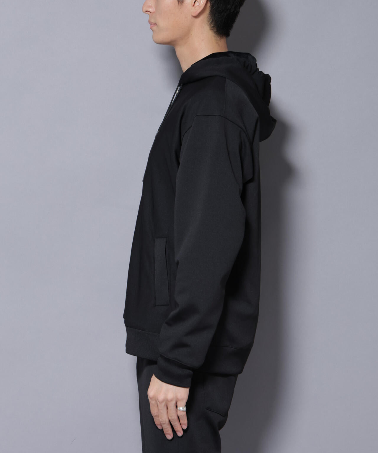 NÒSWEA ブラックパーカー フロントジッパー PEIFANCCE オーバーサイズ ジップアップパーカー | ニュージェントル